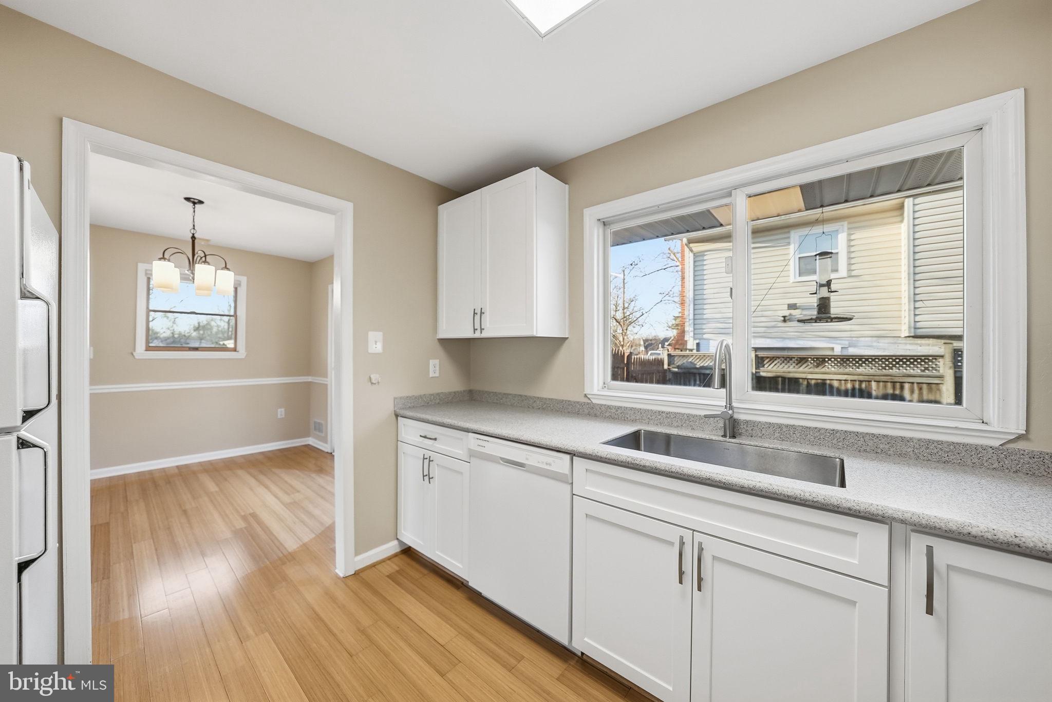 LAKE RIDGE - Residential