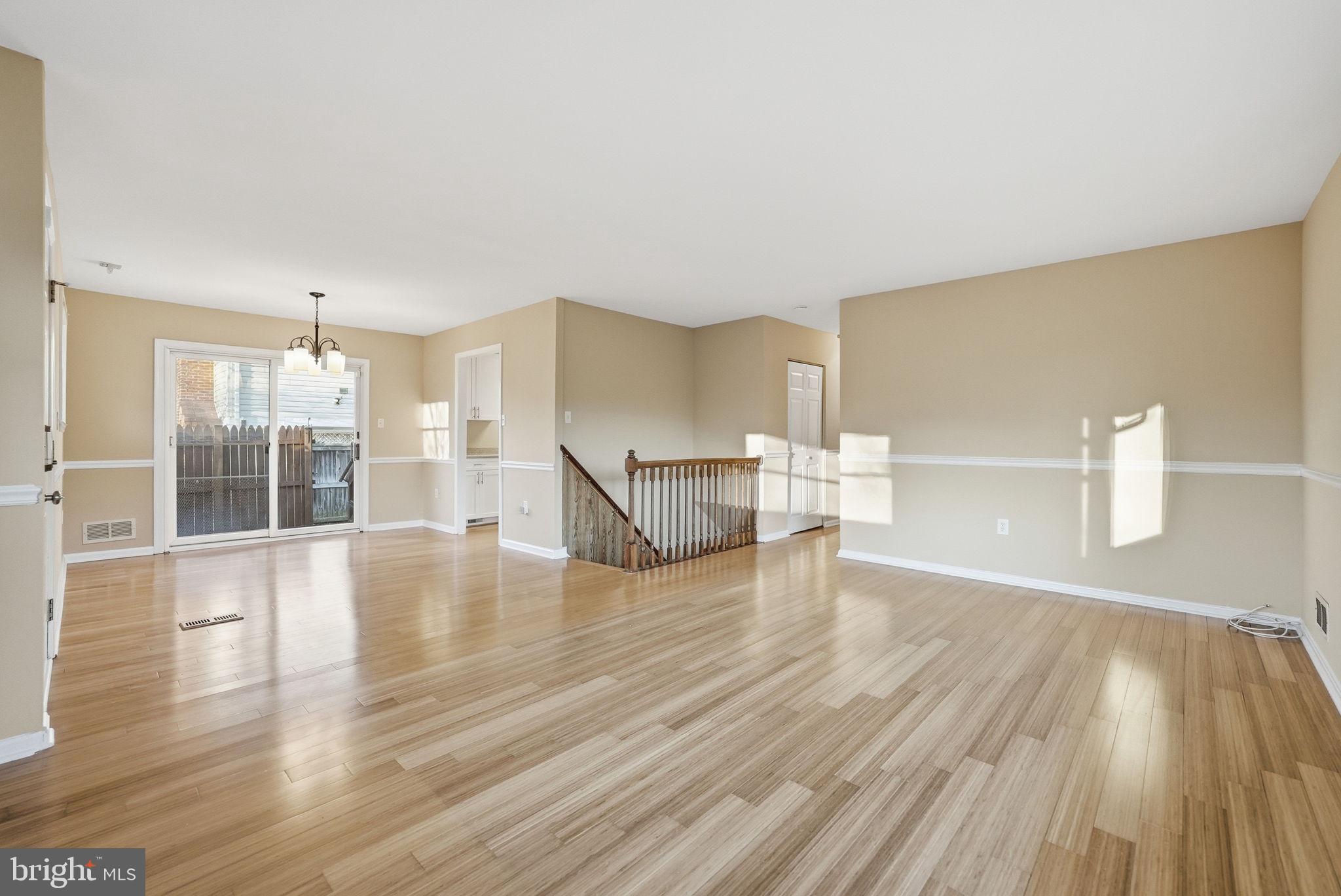 LAKE RIDGE - Residential