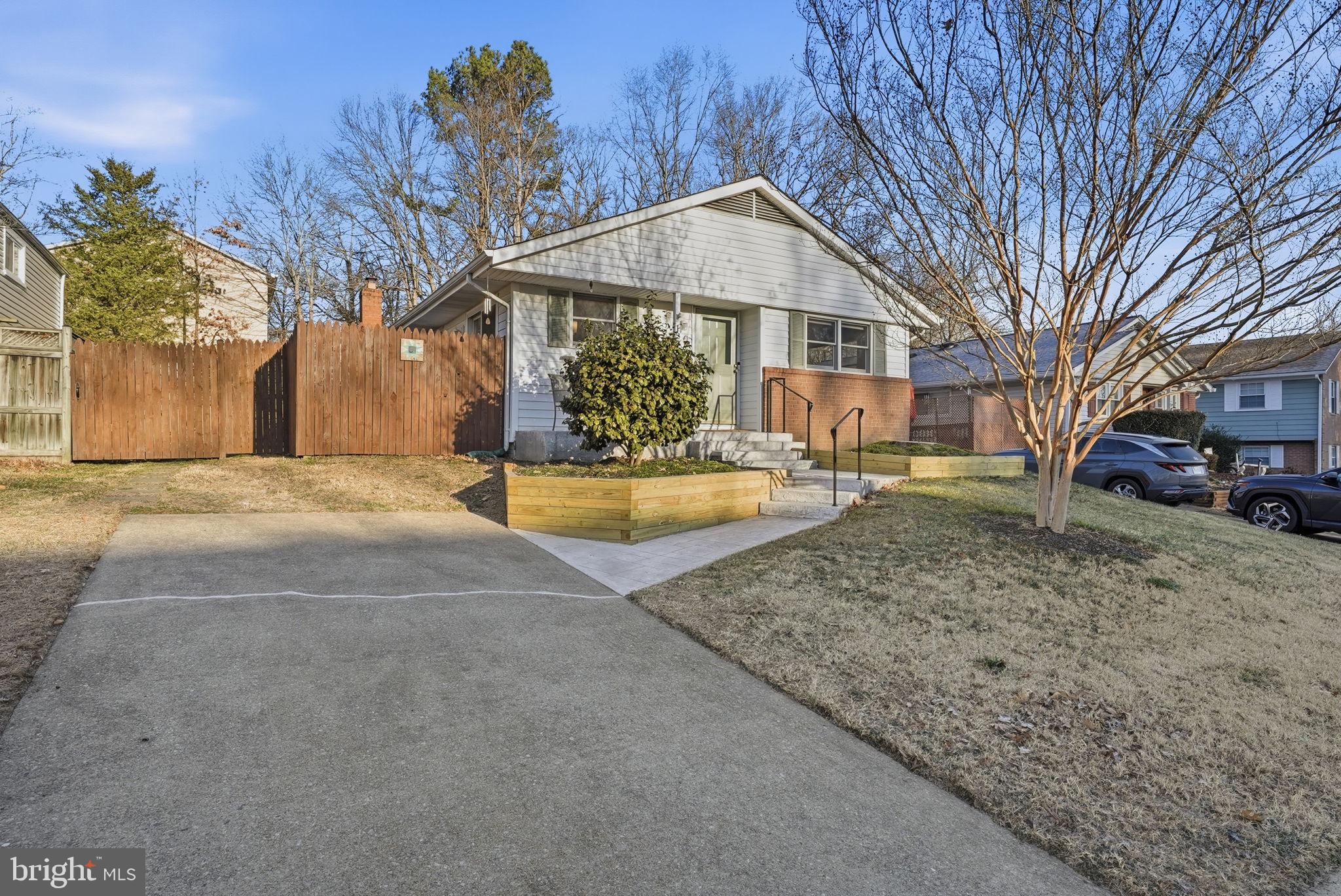 LAKE RIDGE - Residential