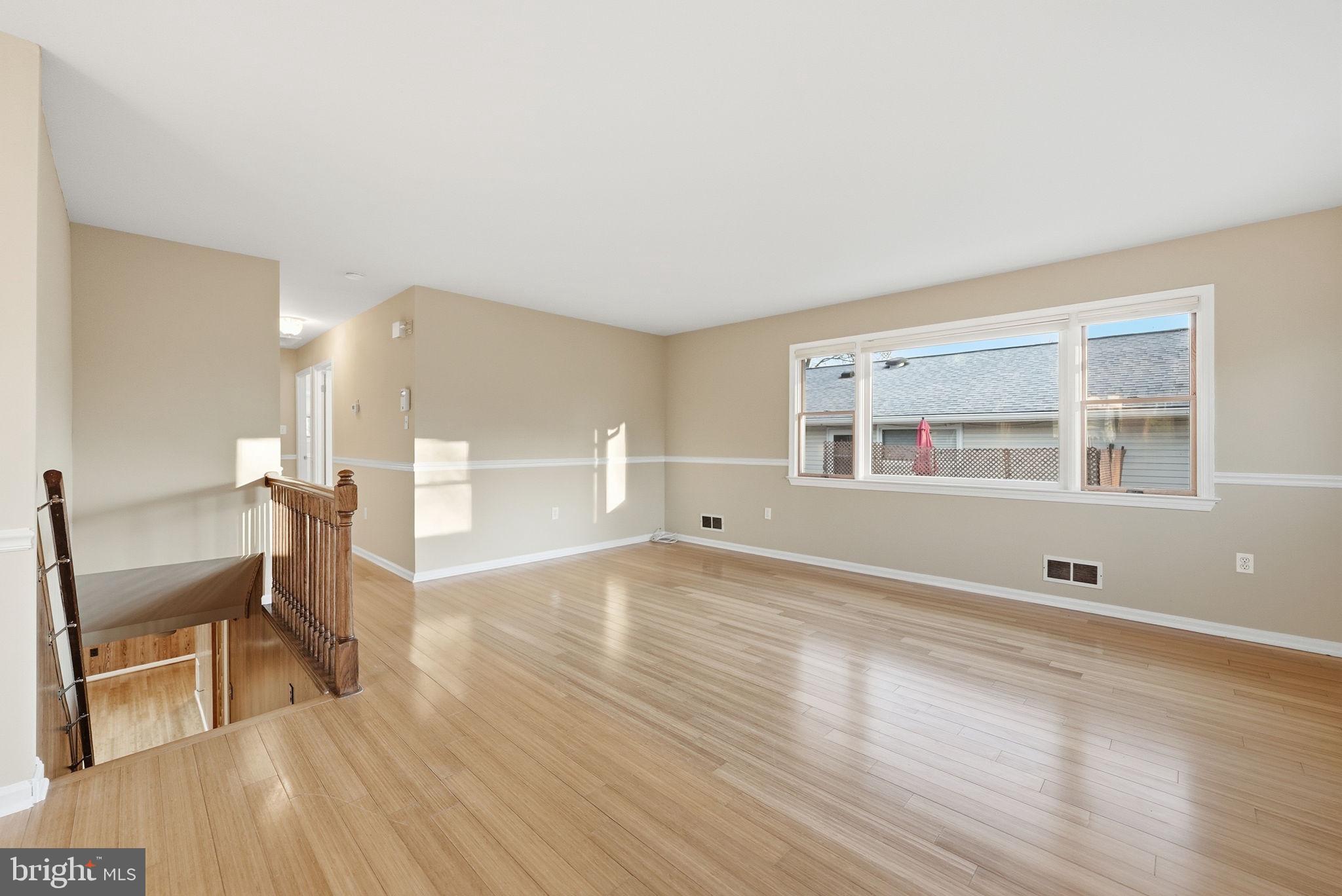 LAKE RIDGE - Residential