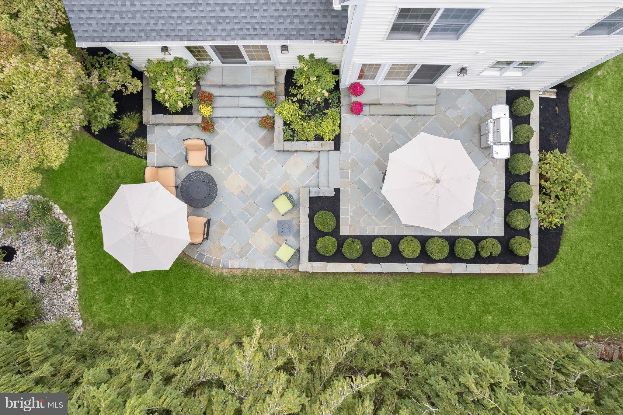 8 HEMLOCK COURT