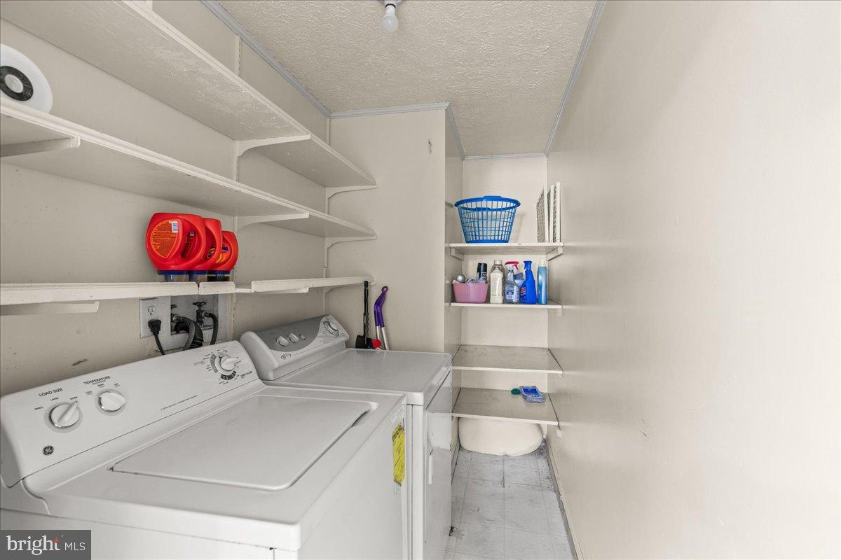 BARRETT FOREST - Residential