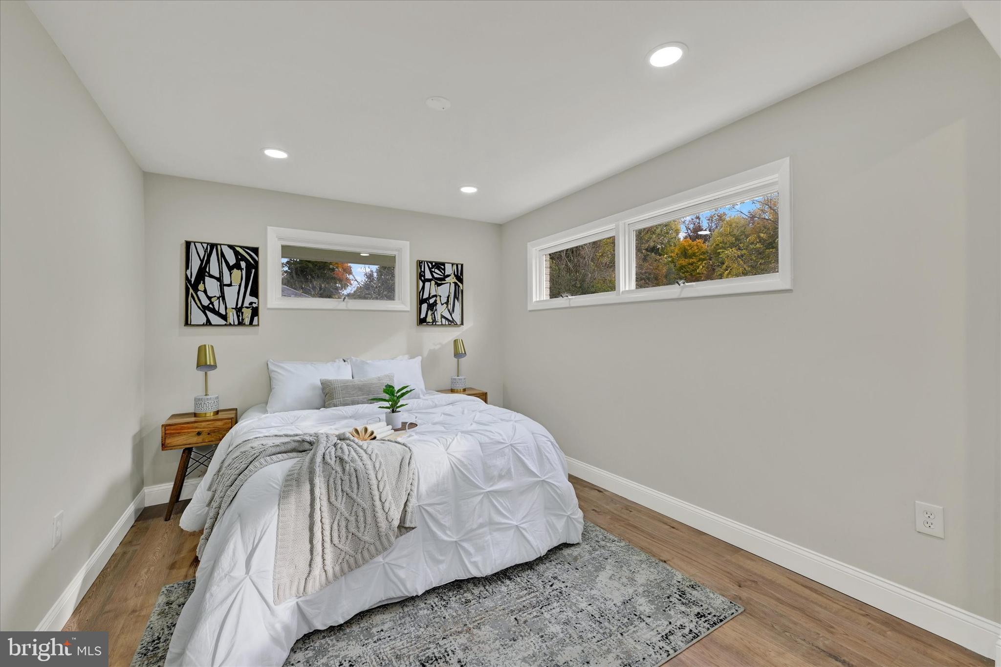 VAN BIBBER MANOR - Residential