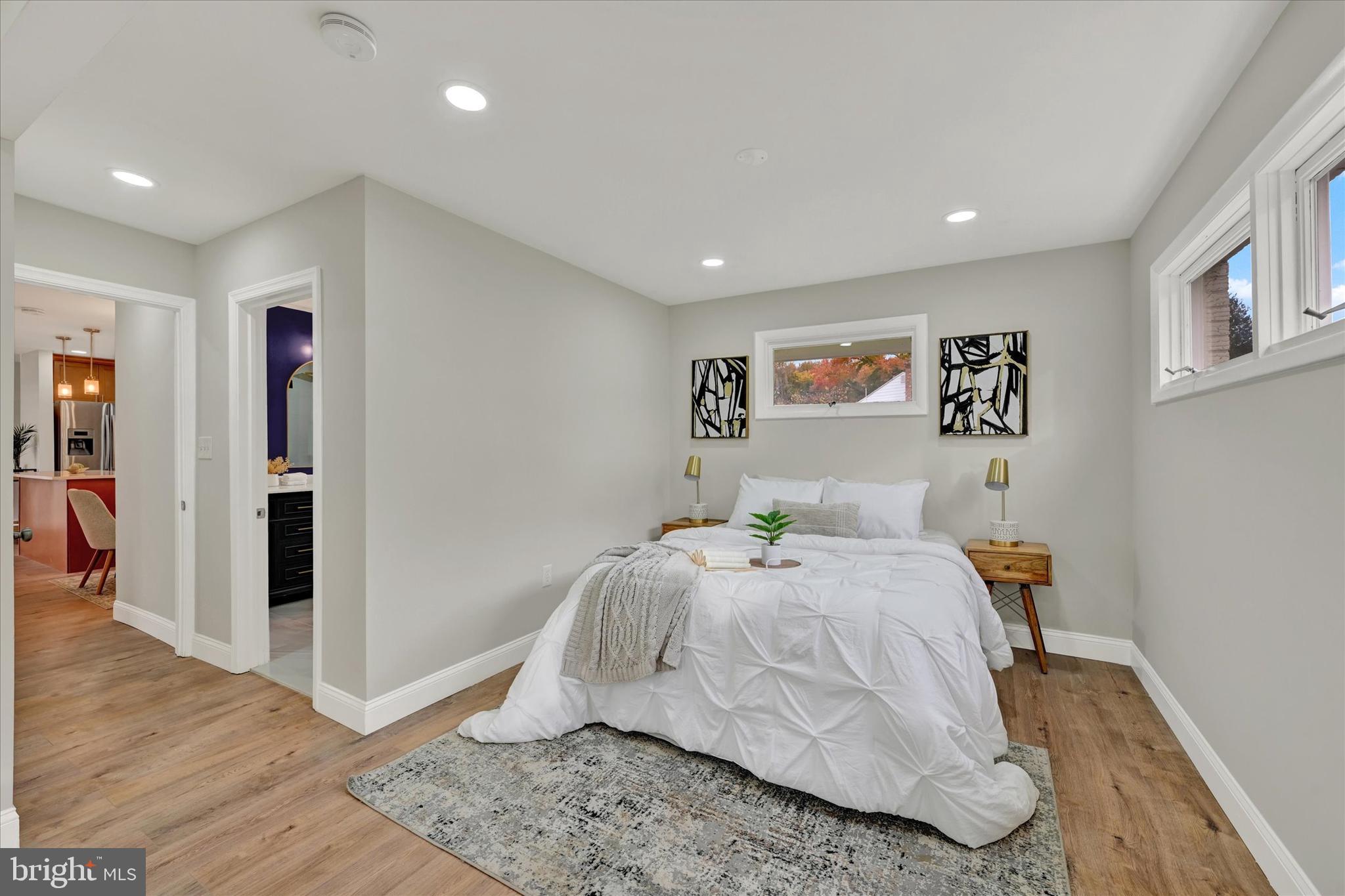 VAN BIBBER MANOR - Residential