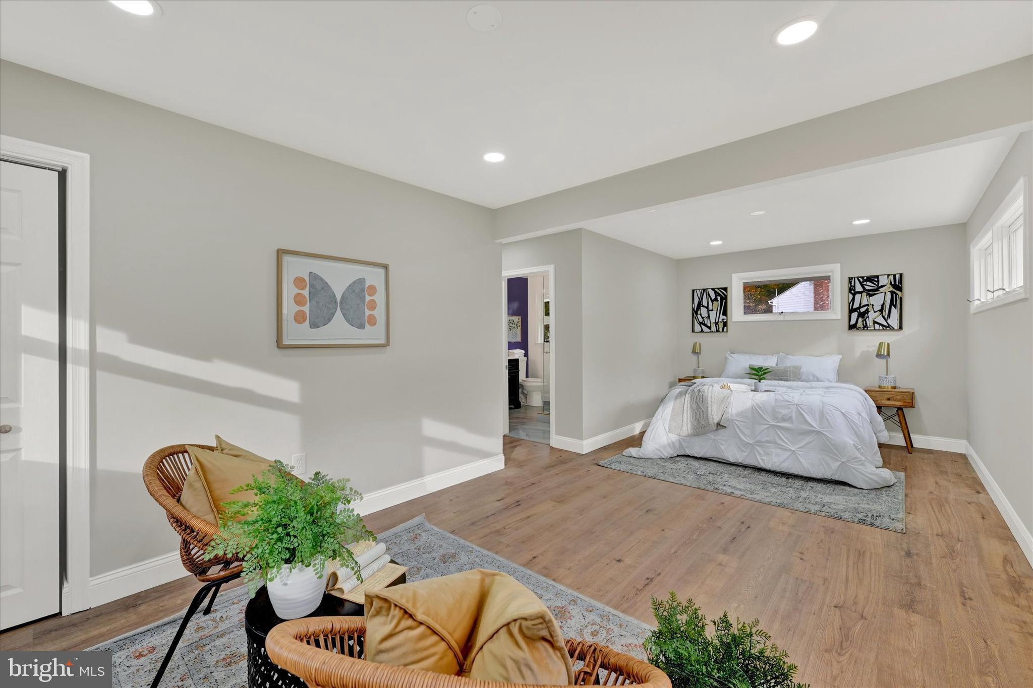 VAN BIBBER MANOR - Residential