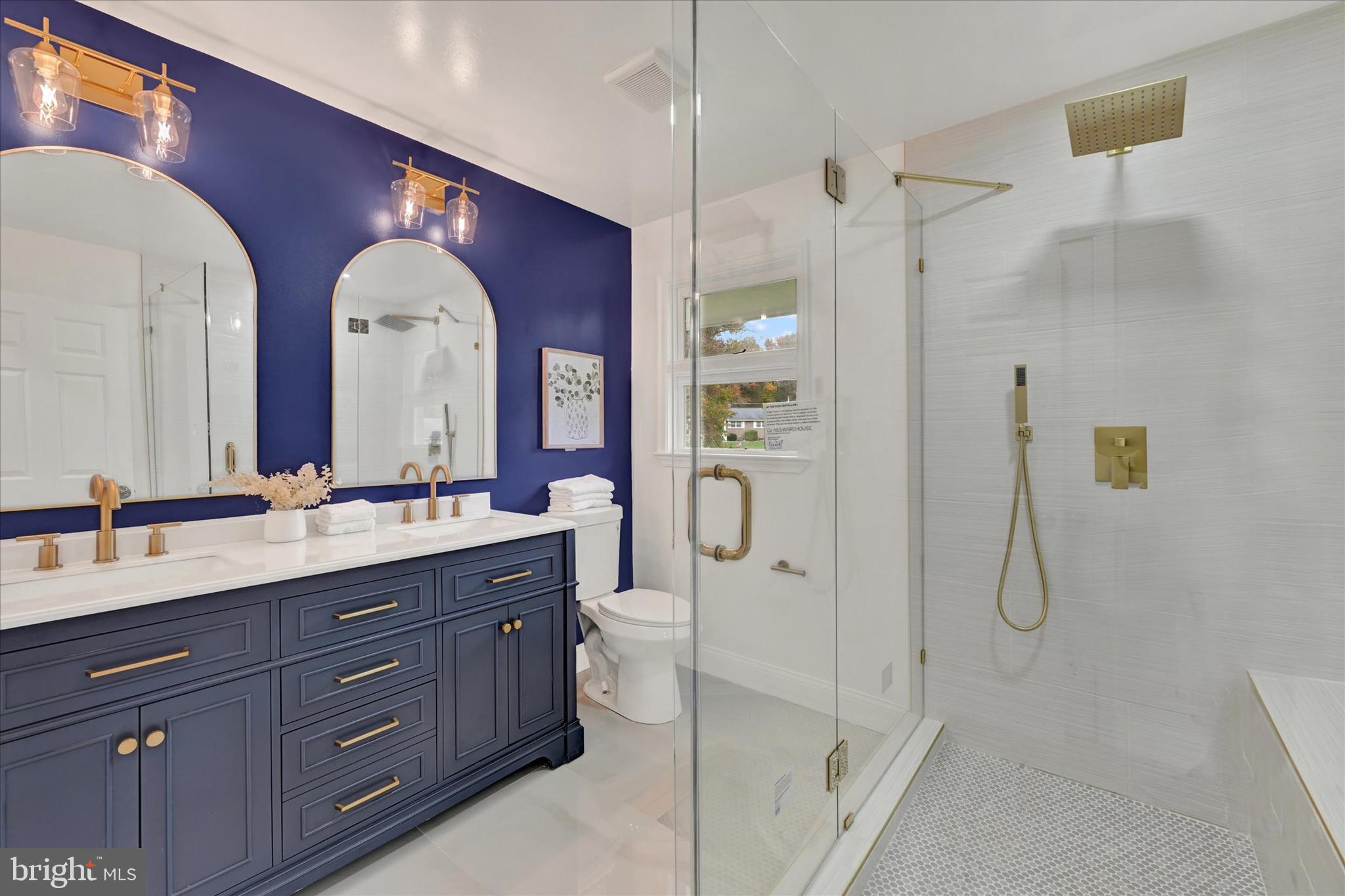 VAN BIBBER MANOR - Residential