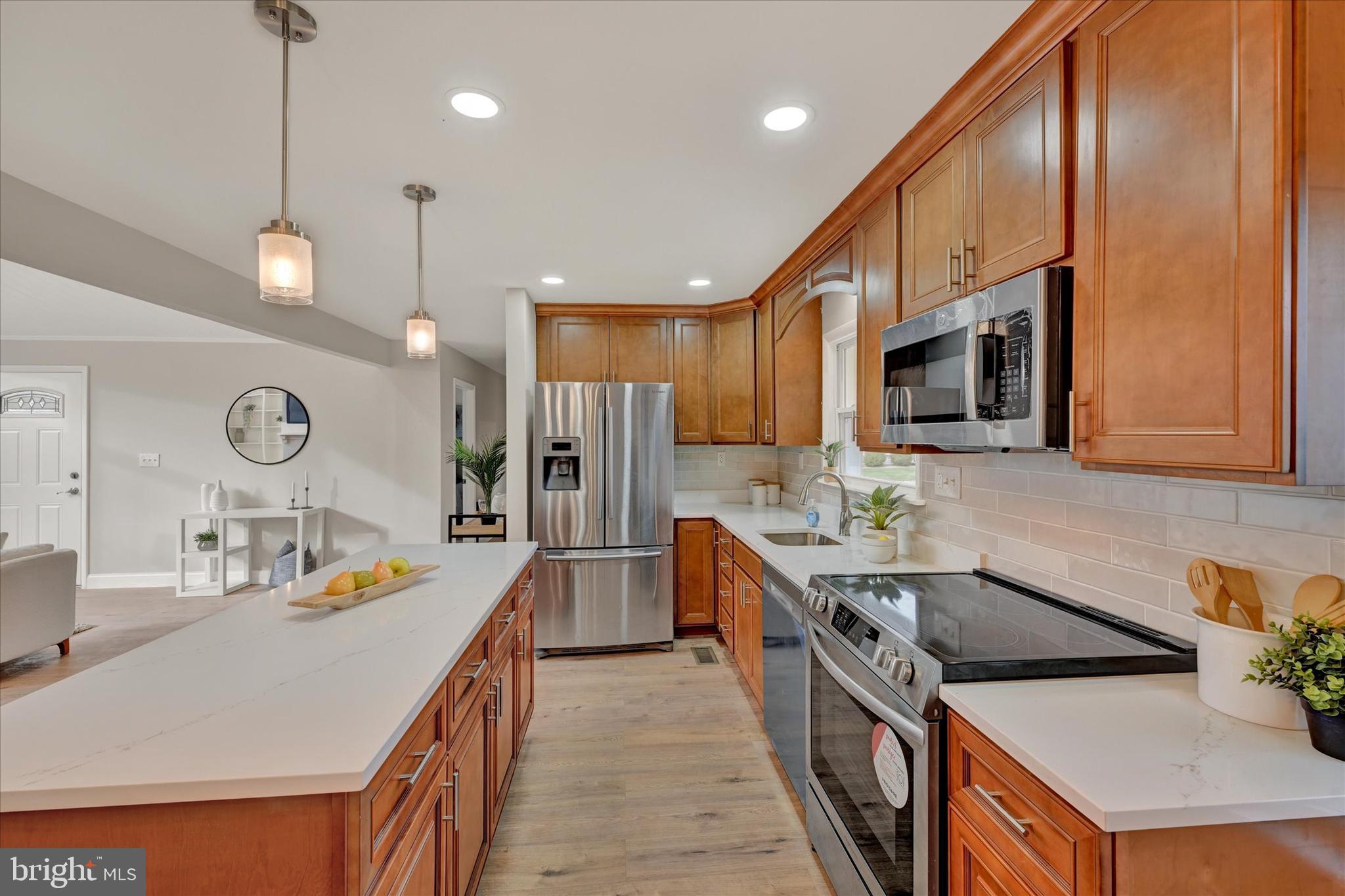 VAN BIBBER MANOR - Residential