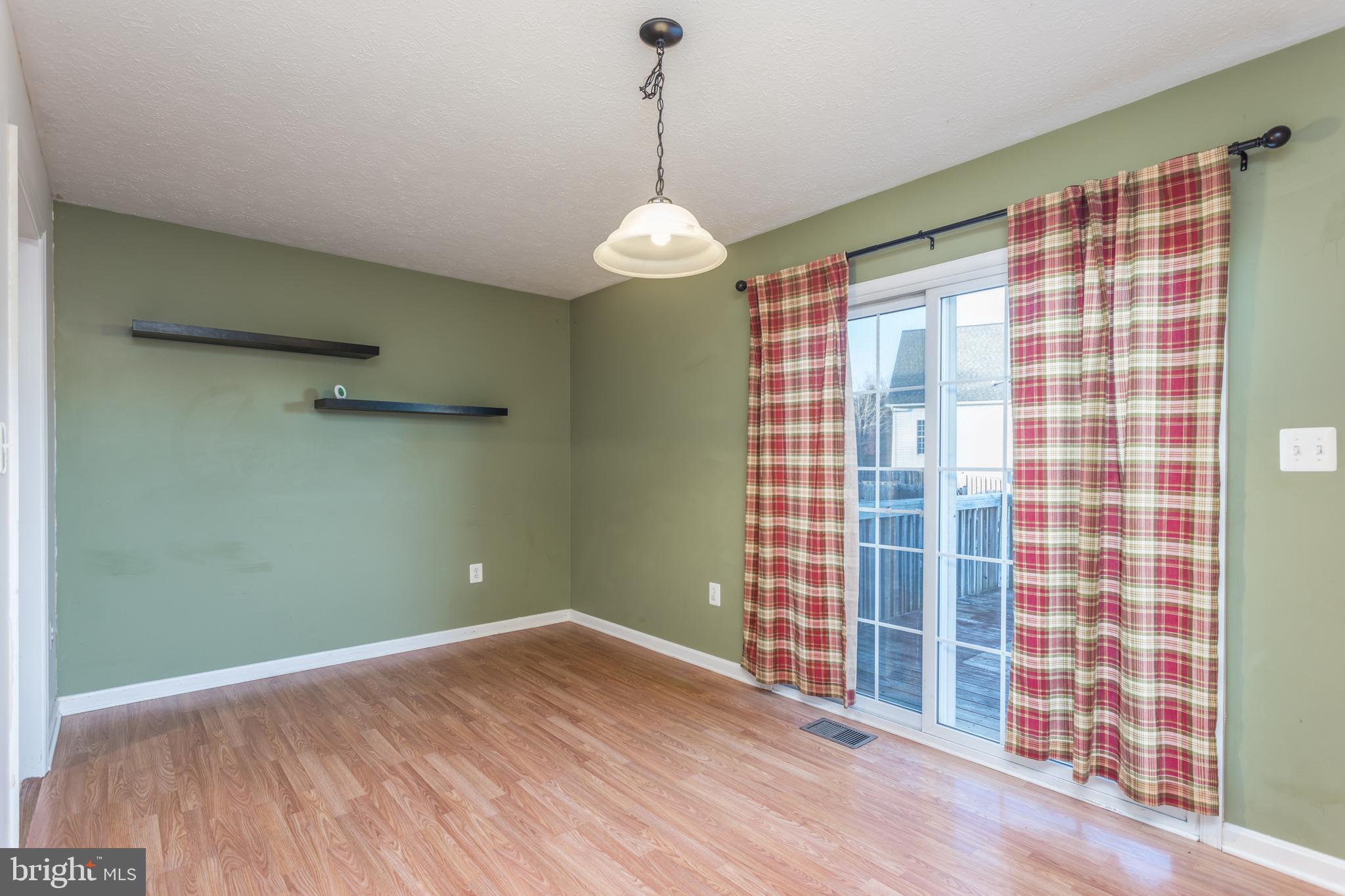 FOUNDERS LANDING - Residential