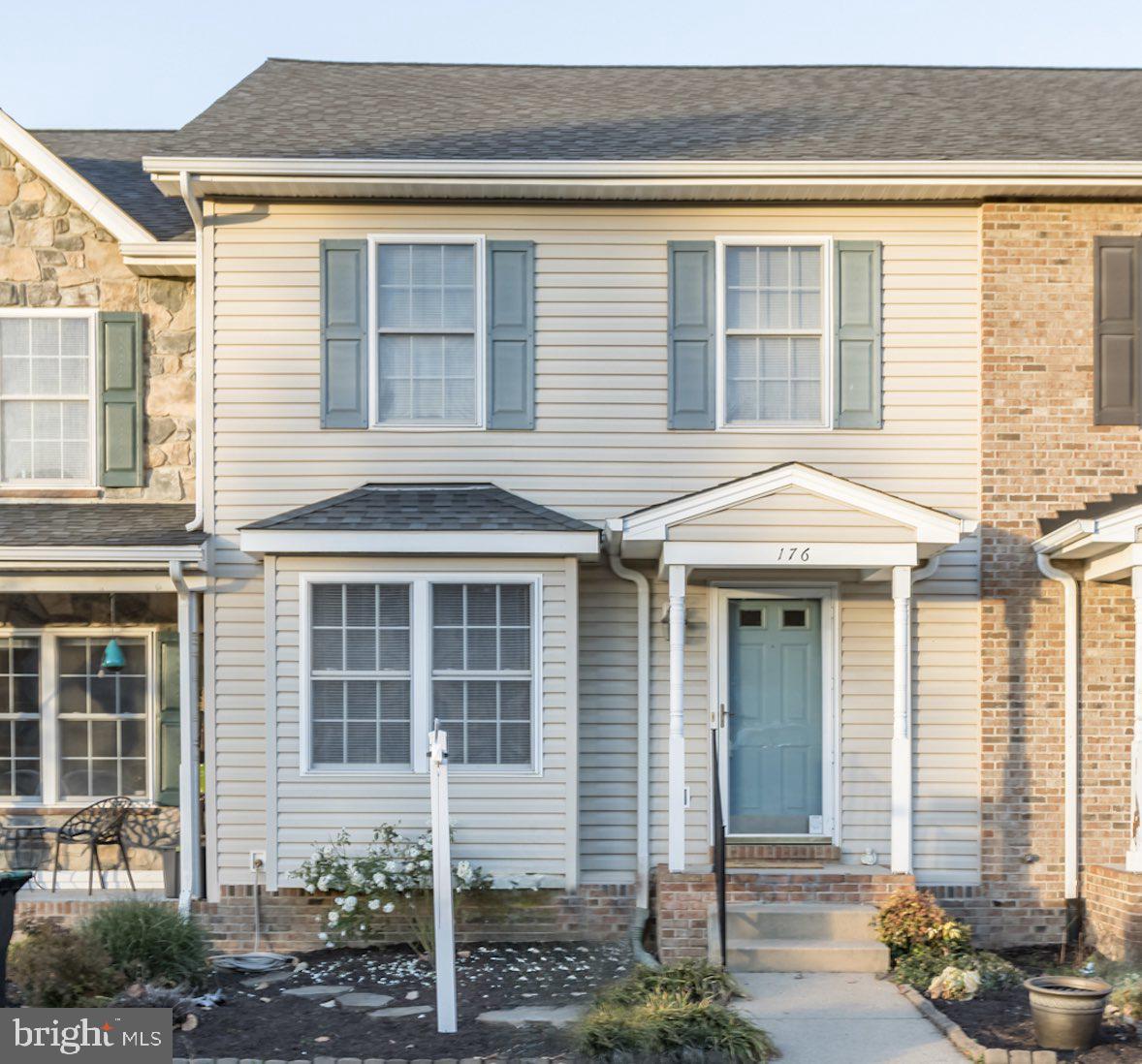 FOUNDERS LANDING - Residential