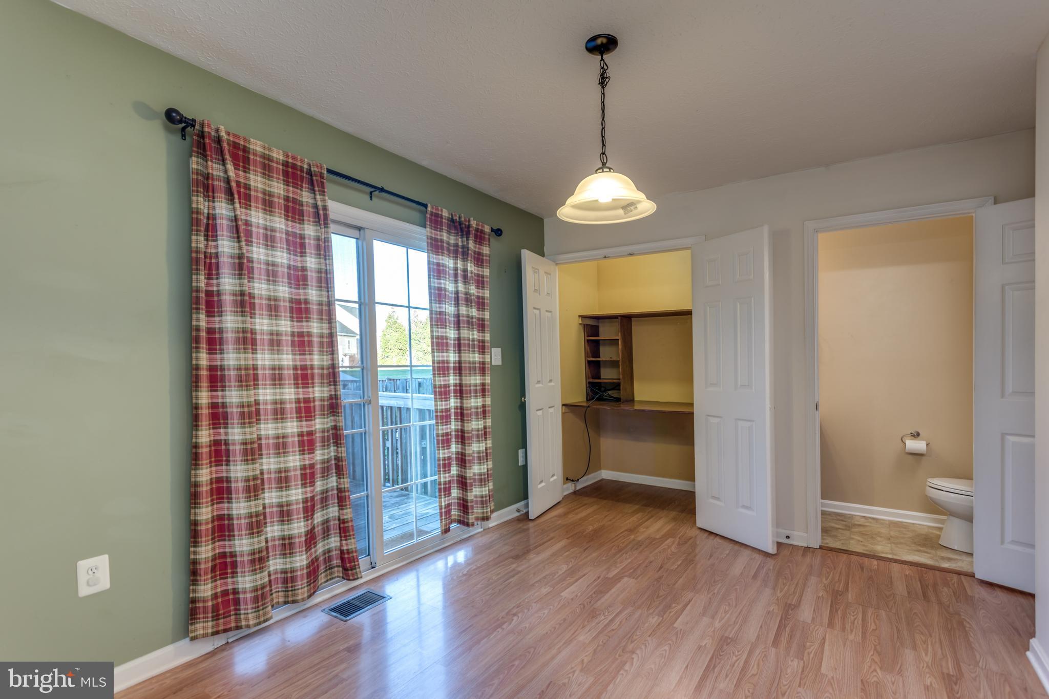 FOUNDERS LANDING - Residential