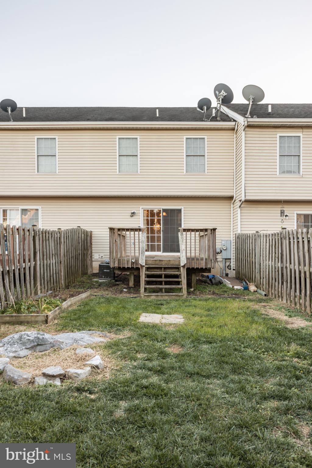 FOUNDERS LANDING - Residential