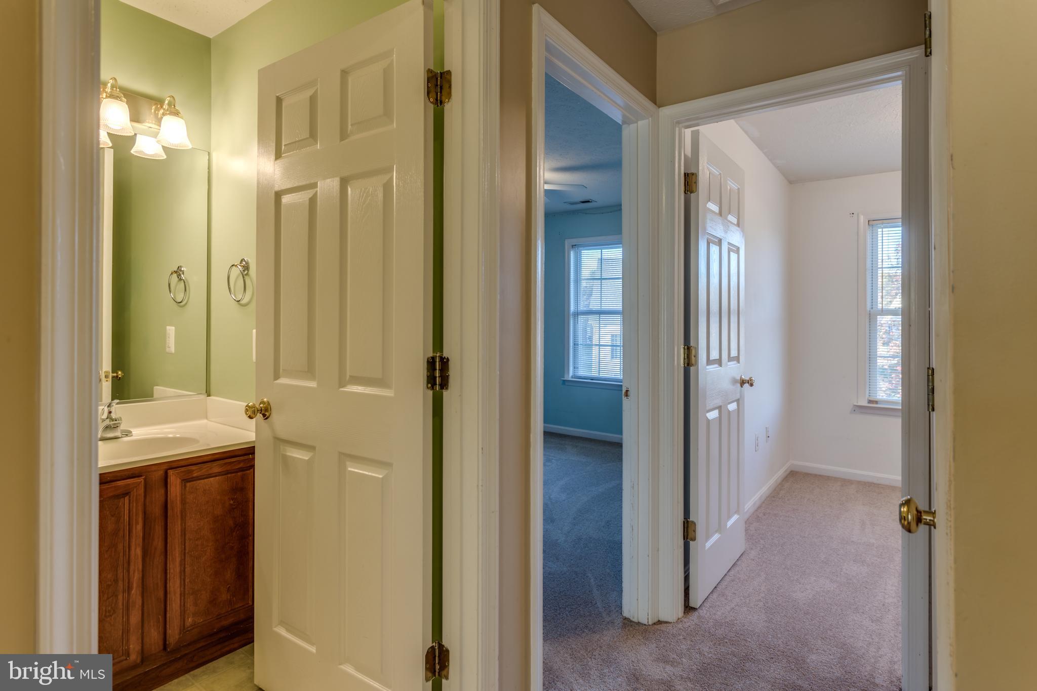 FOUNDERS LANDING - Residential