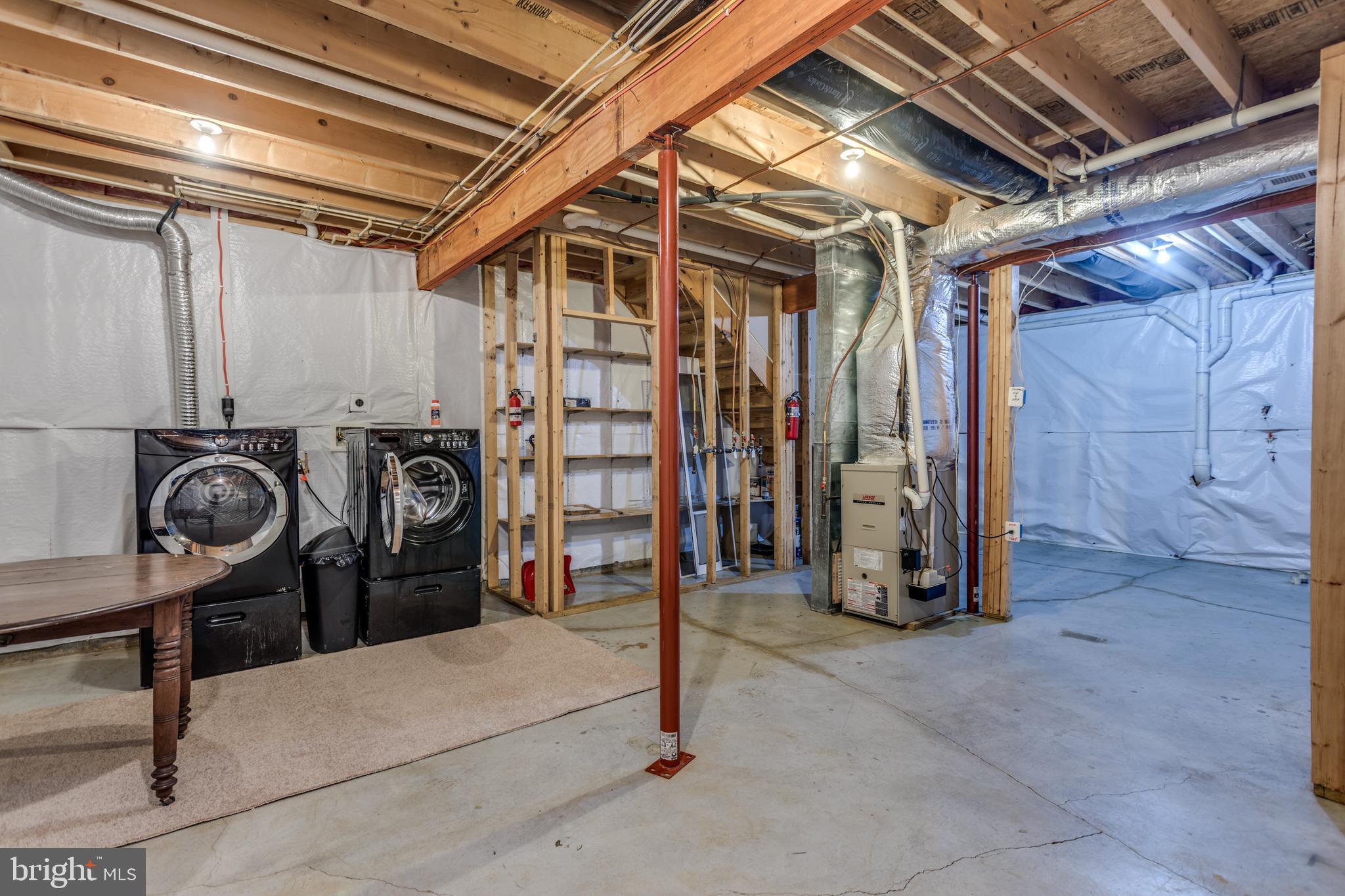 FOUNDERS LANDING - Residential