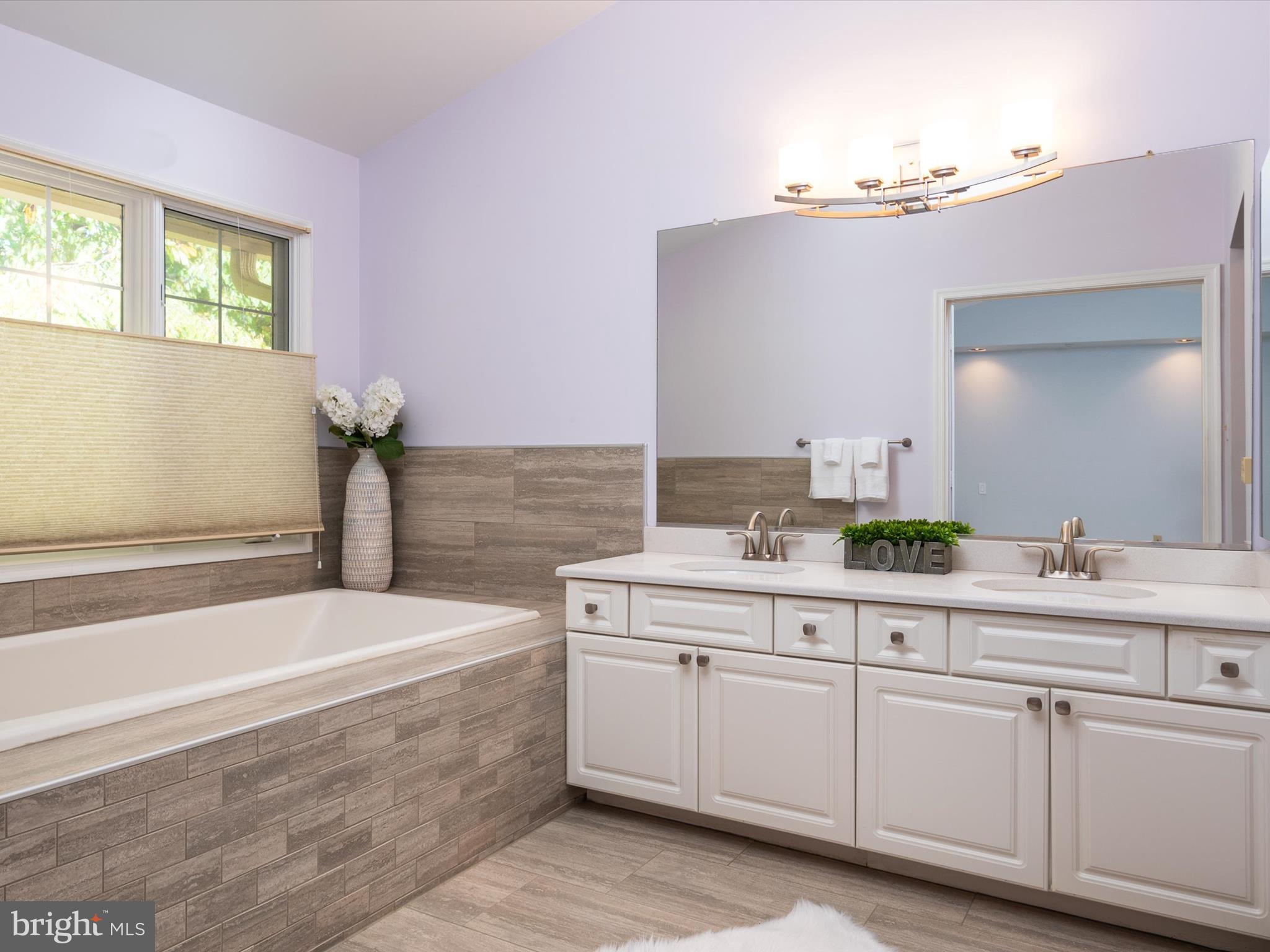 FALLSTONE - Residential