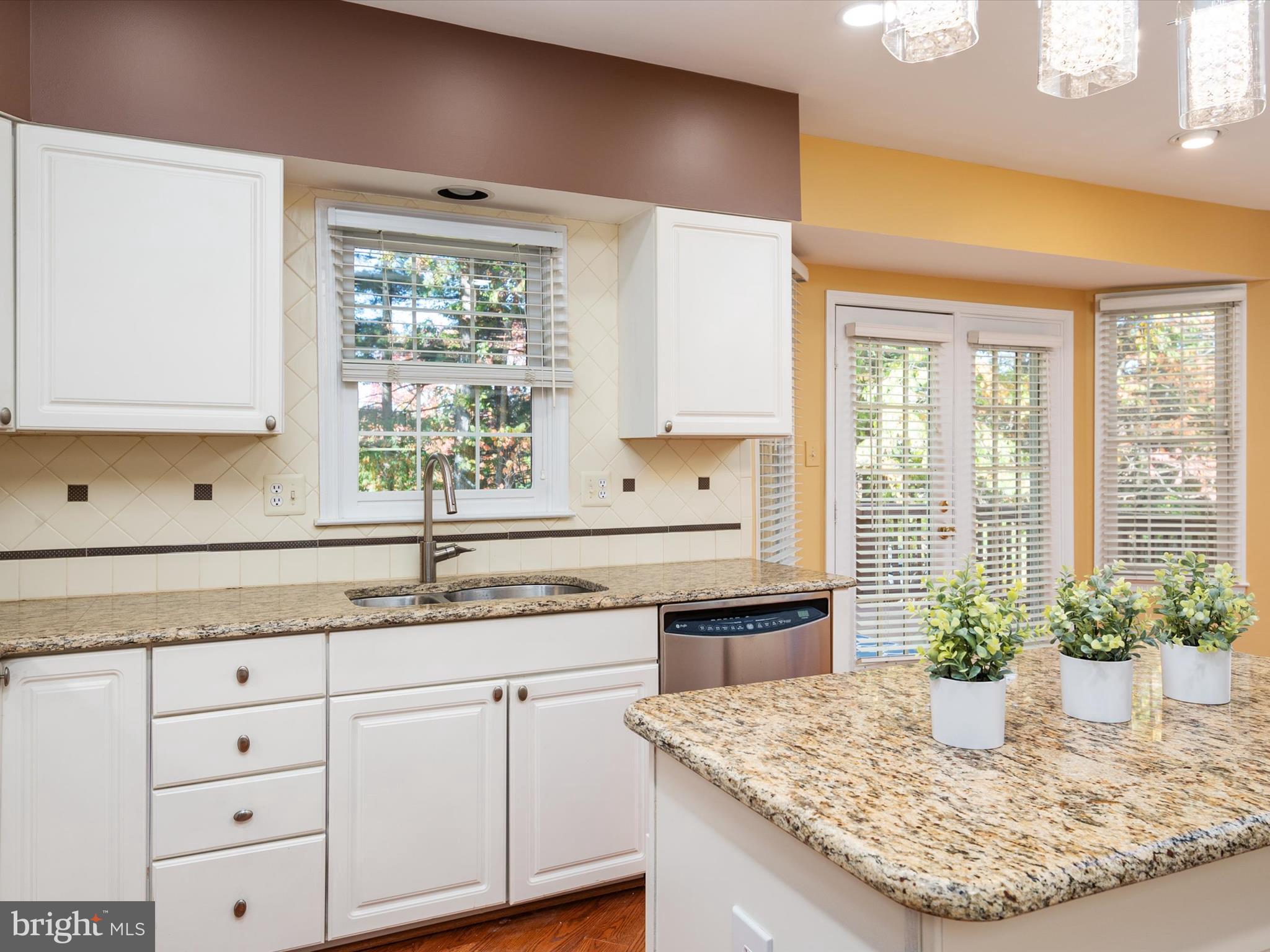 FALLSTONE - Residential