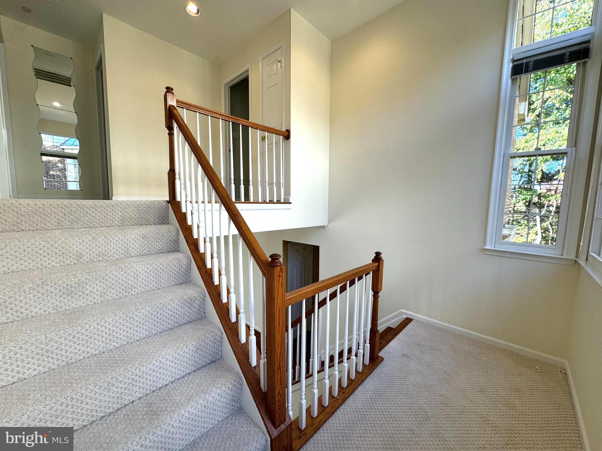 FALLSTONE - Residential