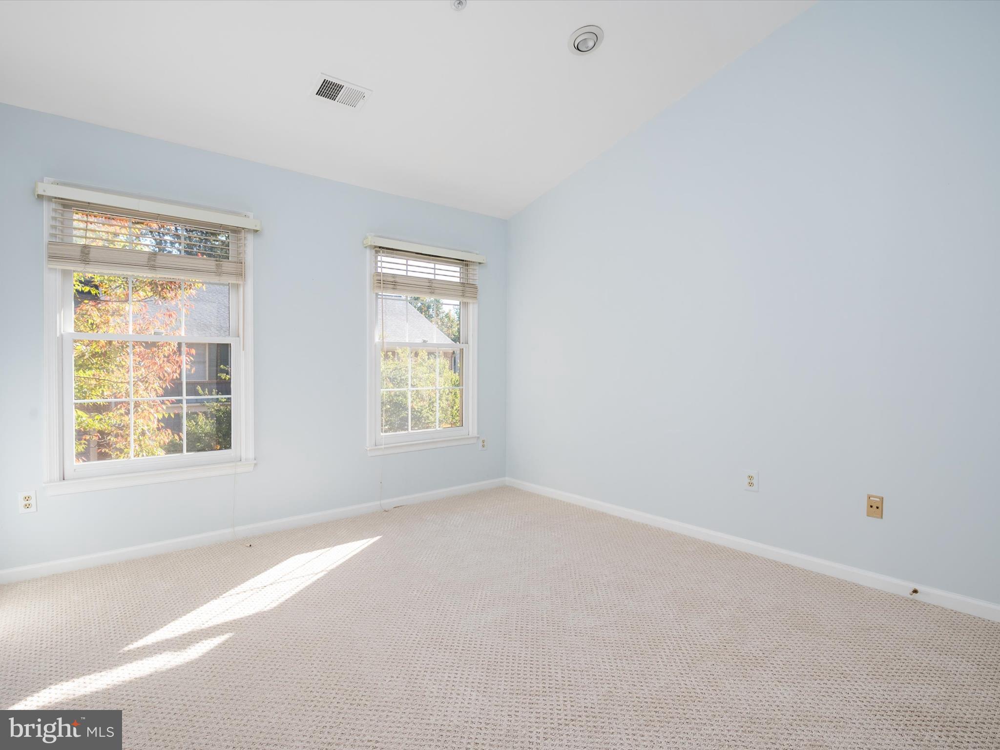 FALLSTONE - Residential