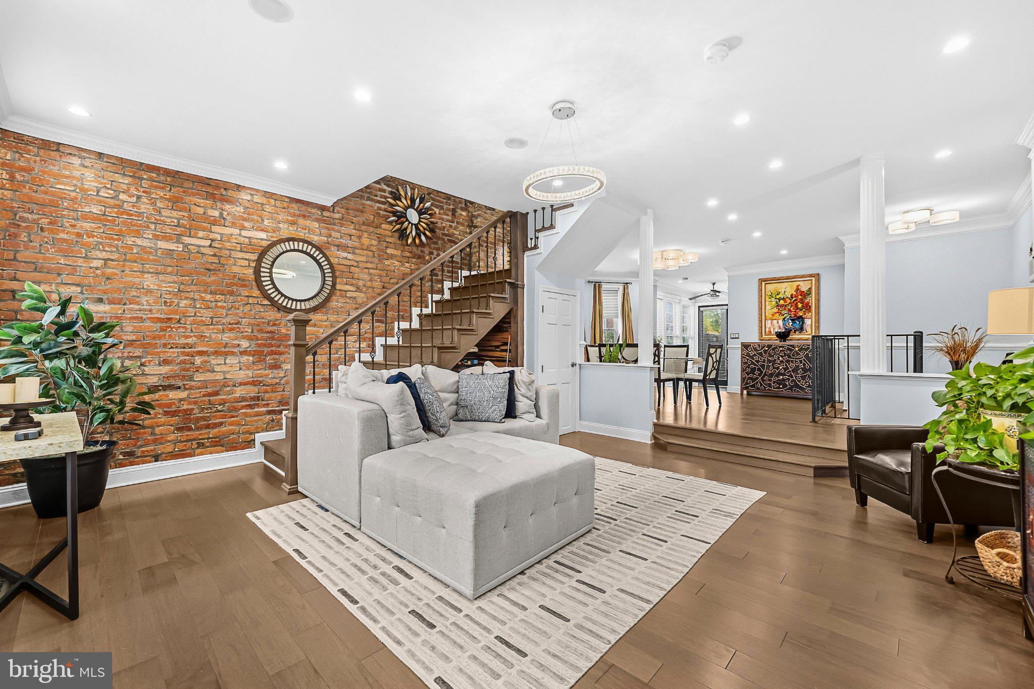1125 K STREET NE