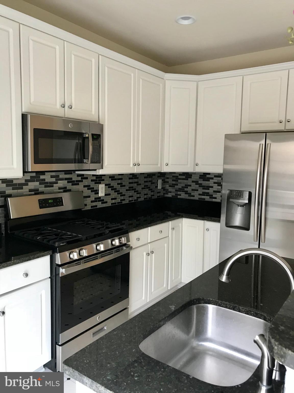 TYSONS VILLAGE - Residential Lease