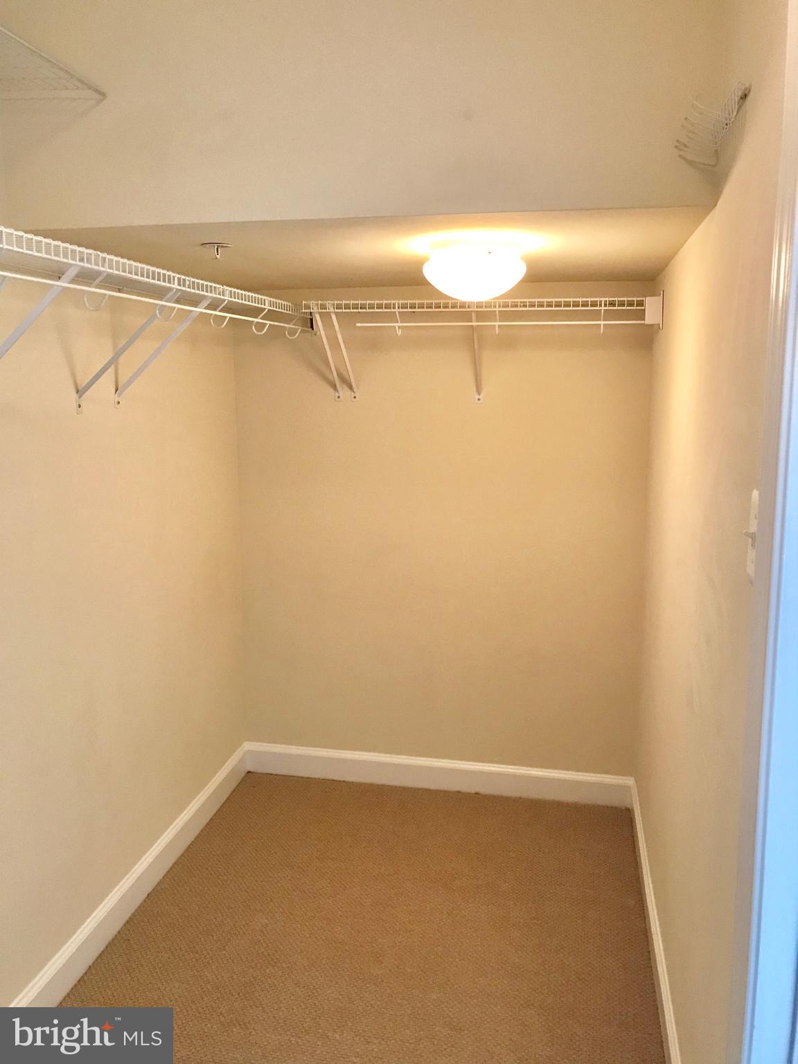 TYSONS VILLAGE - Residential Lease