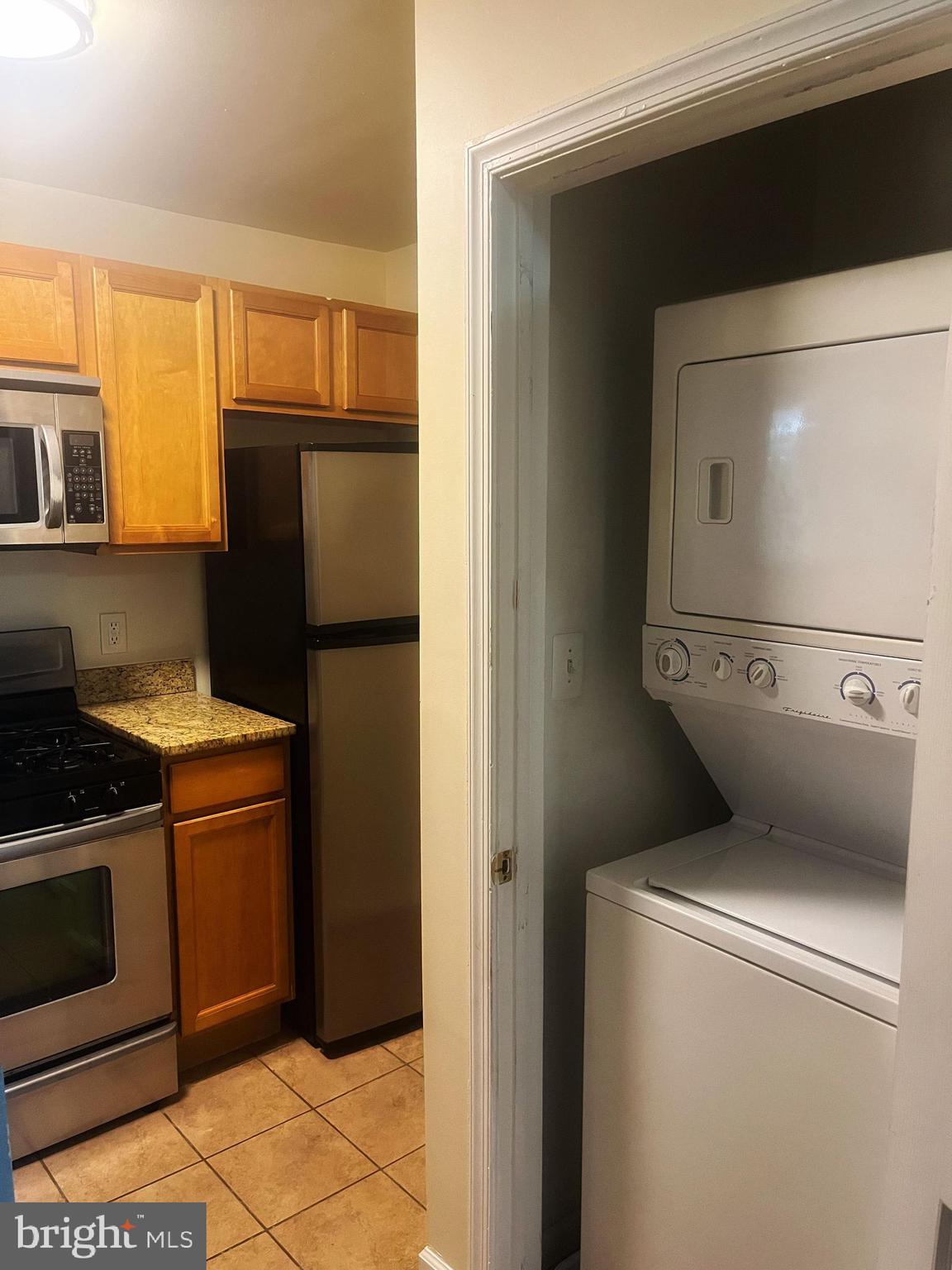 MARKHAM VIEW CONDOMINIUMS - Residential Lease