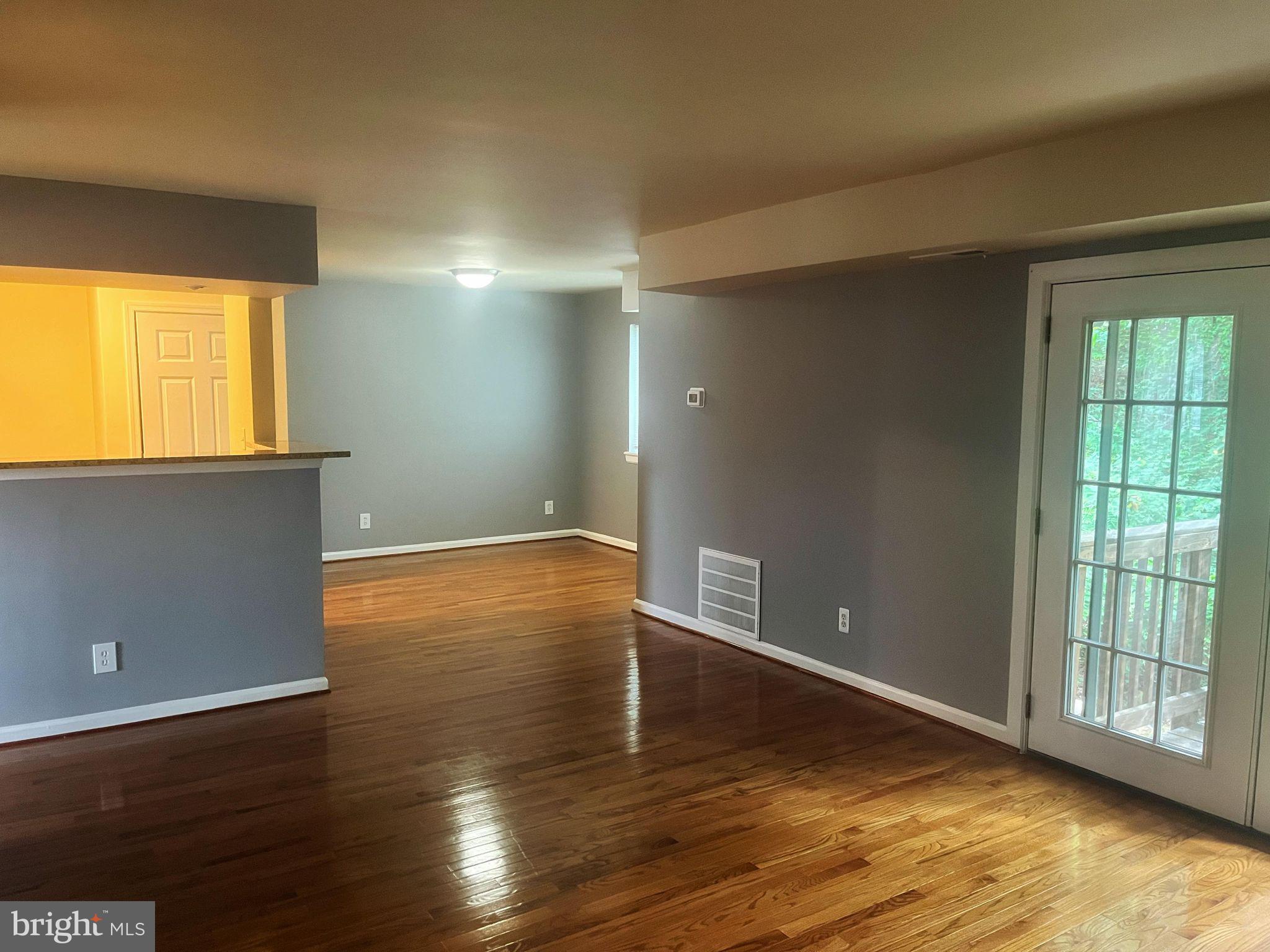 MARKHAM VIEW CONDOMINIUMS - Residential Lease