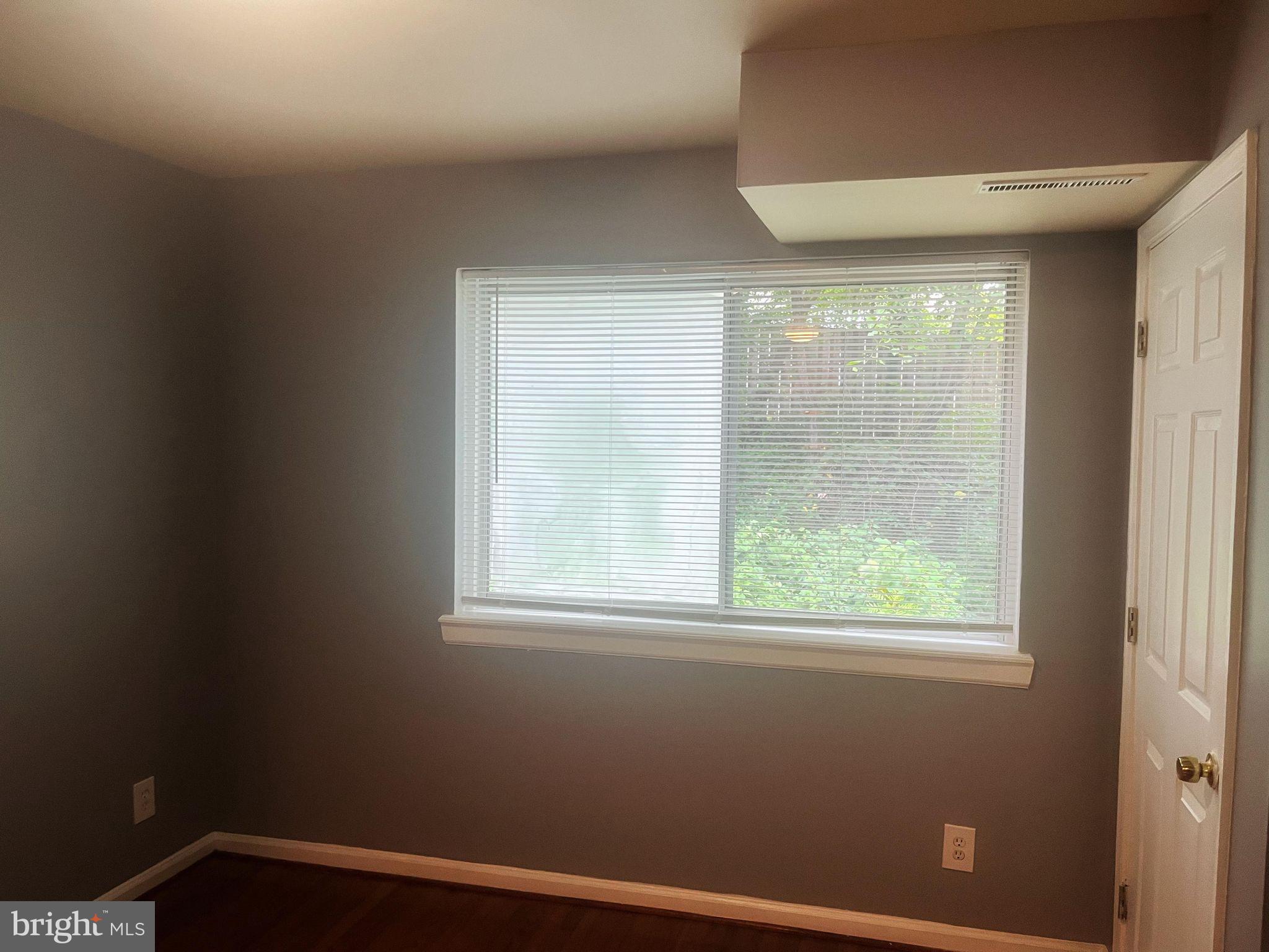 MARKHAM VIEW CONDOMINIUMS - Residential Lease