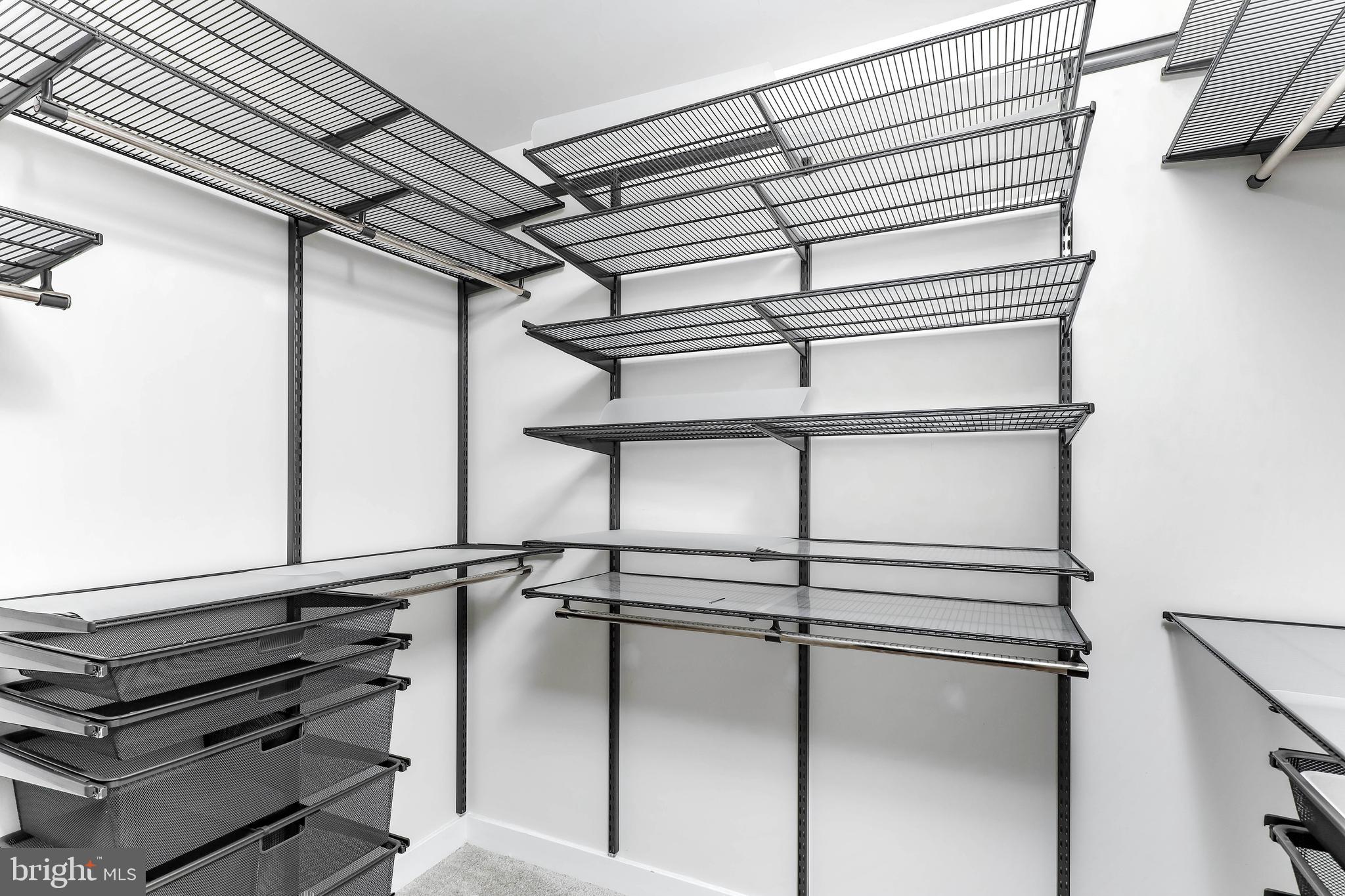 OLDHAM CROSSING - Residential Lease