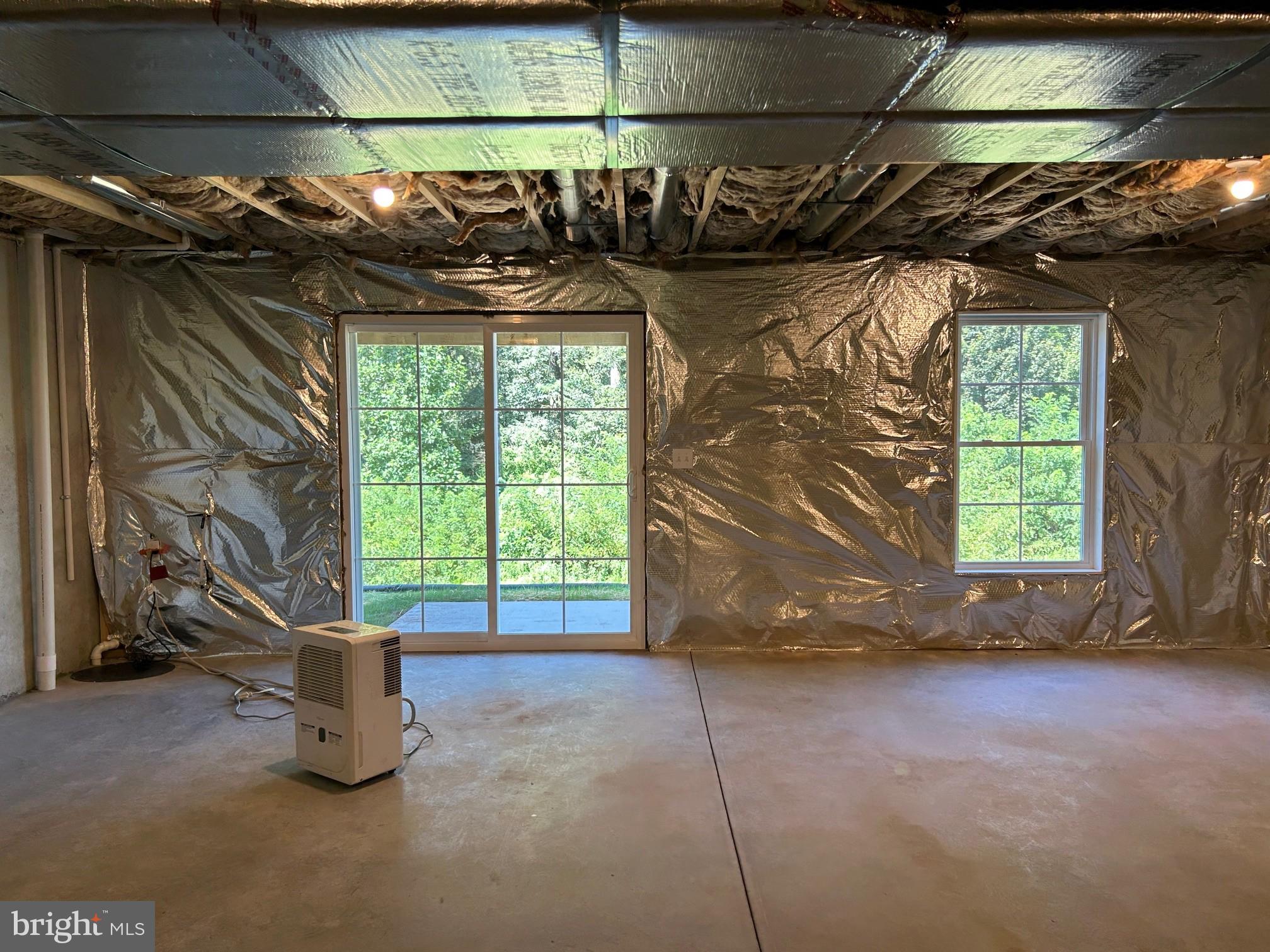 WOODLAND HILLS - Residential