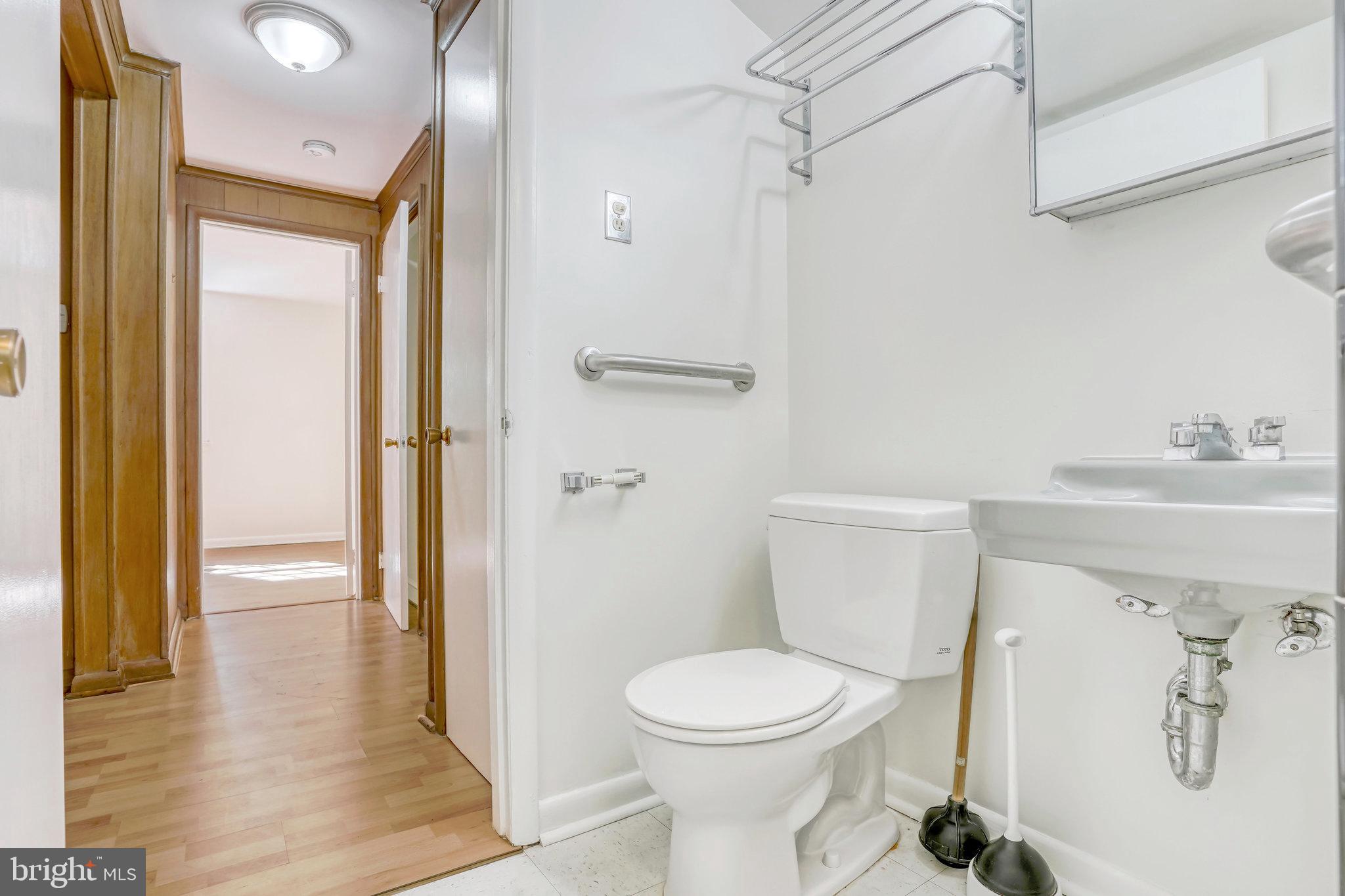 LANDON WOODS - Residential Lease