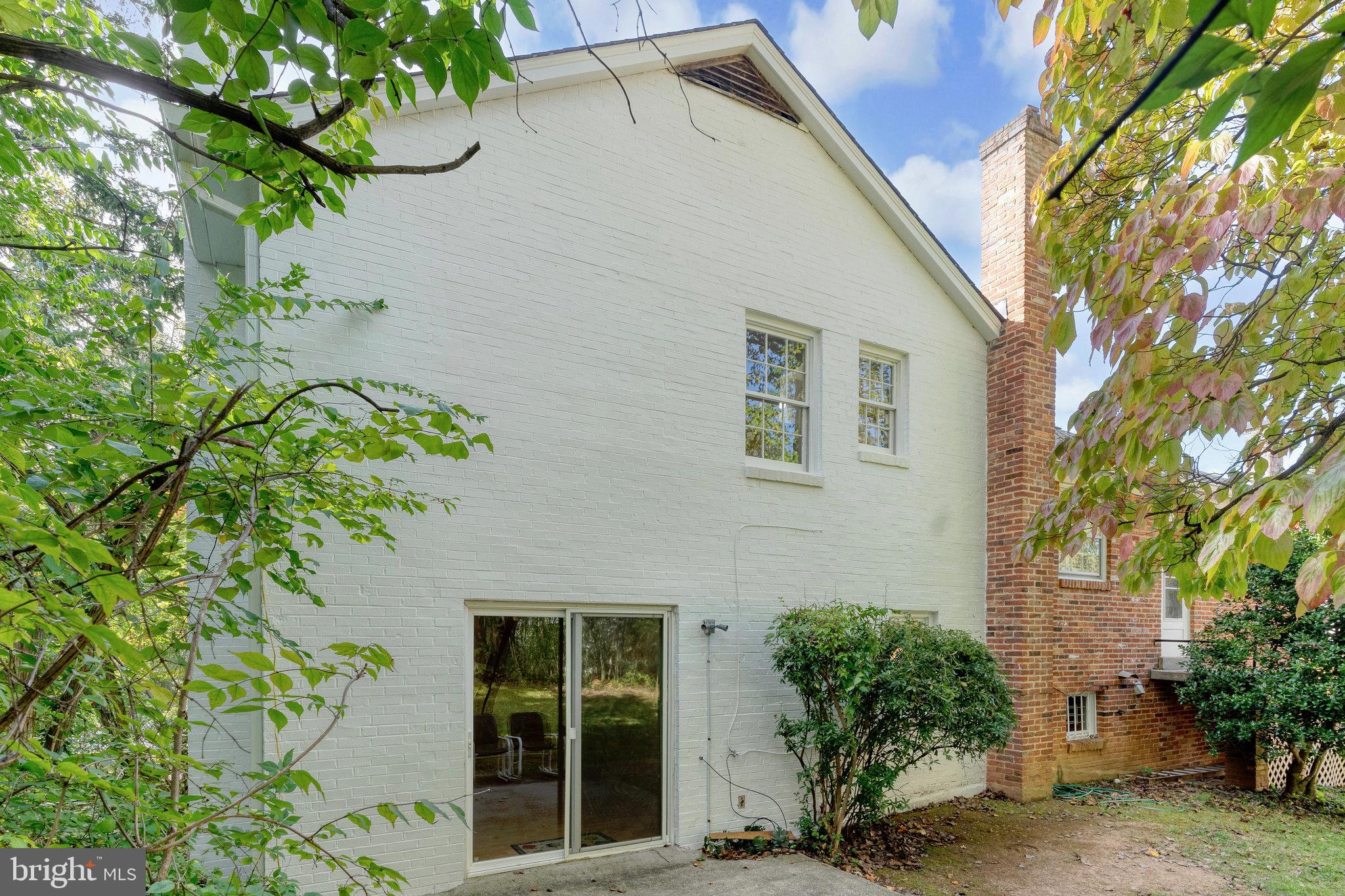 LANDON WOODS - Residential Lease