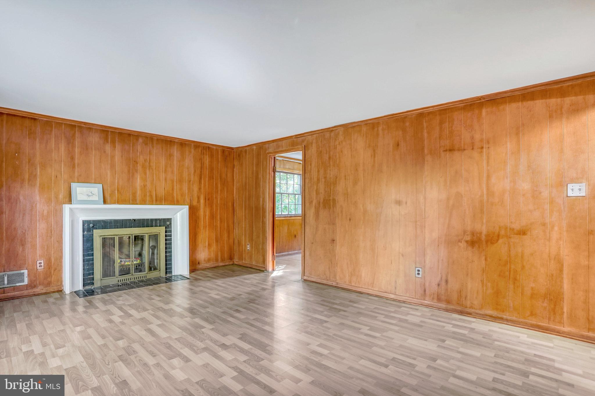 LANDON WOODS - Residential Lease