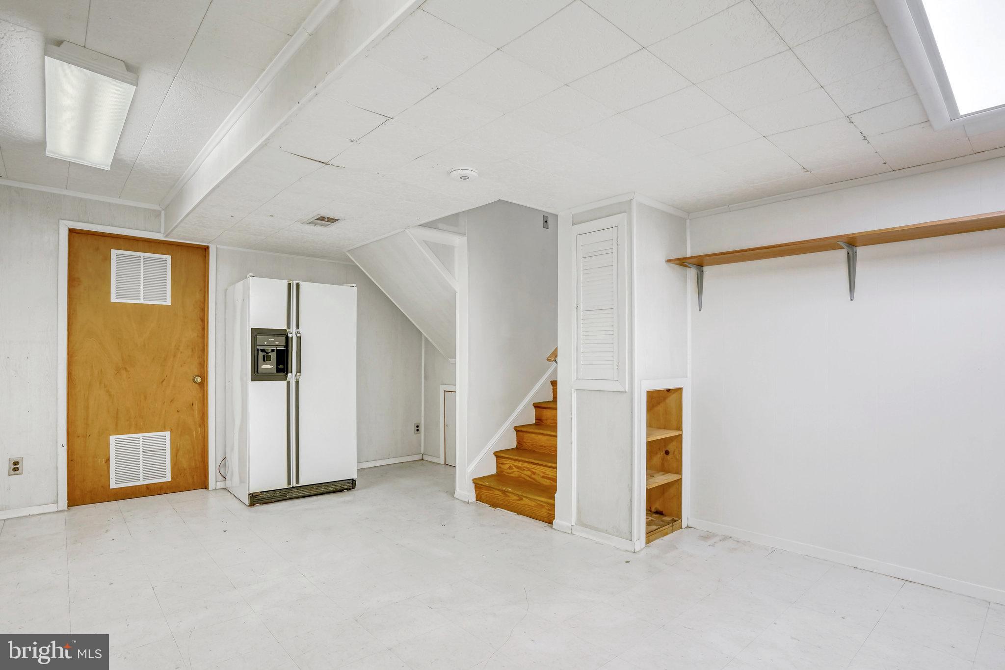 LANDON WOODS - Residential Lease