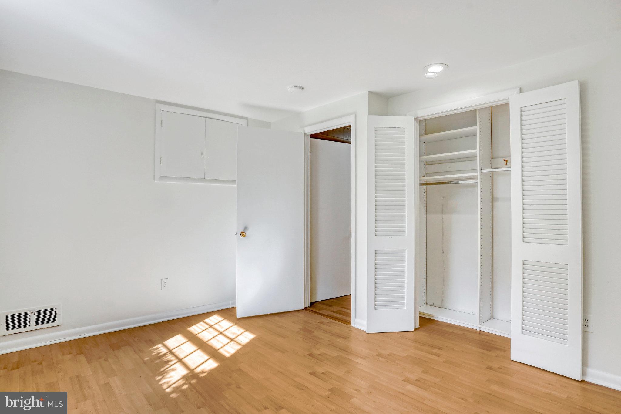 LANDON WOODS - Residential Lease