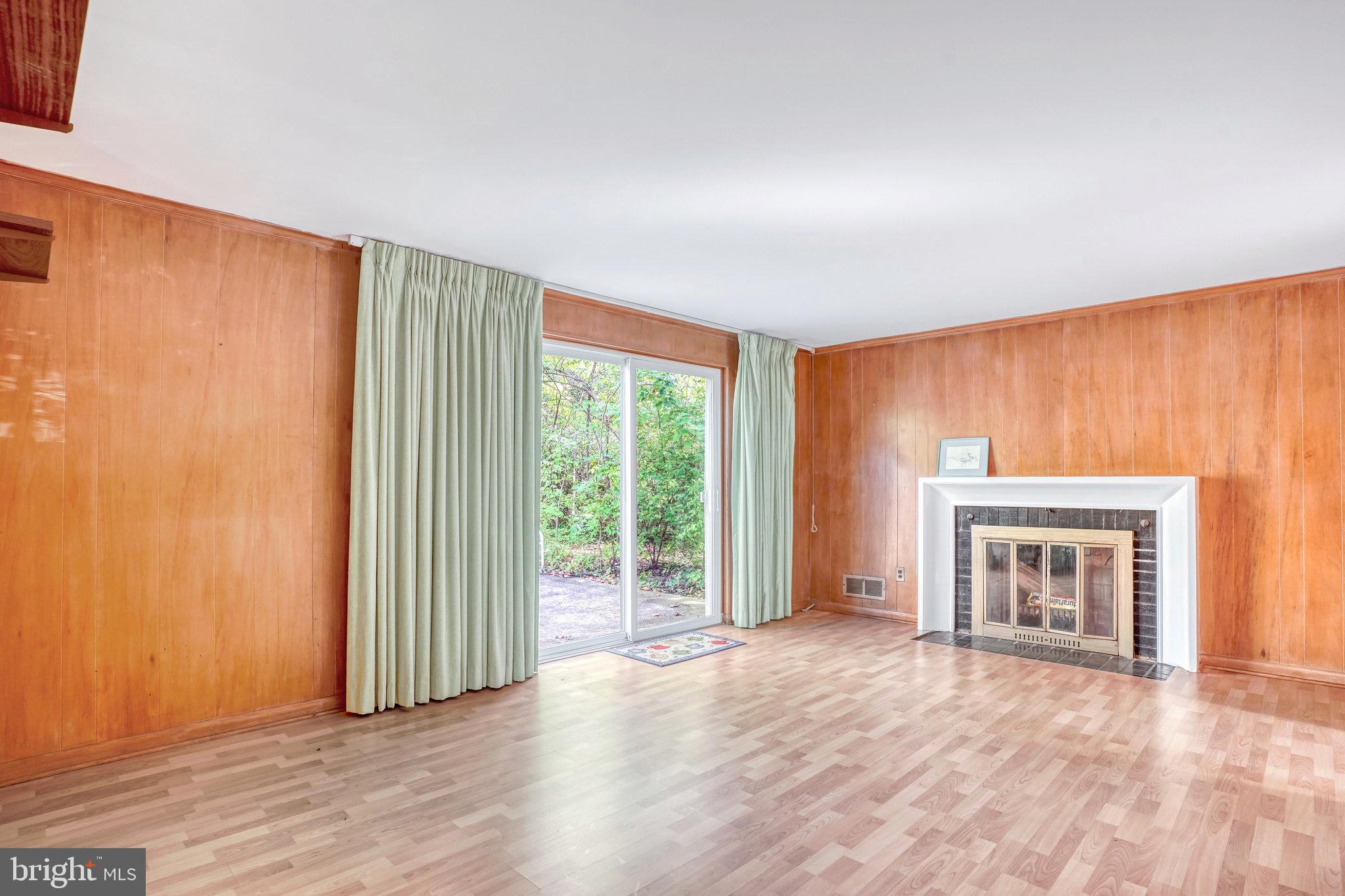 LANDON WOODS - Residential Lease