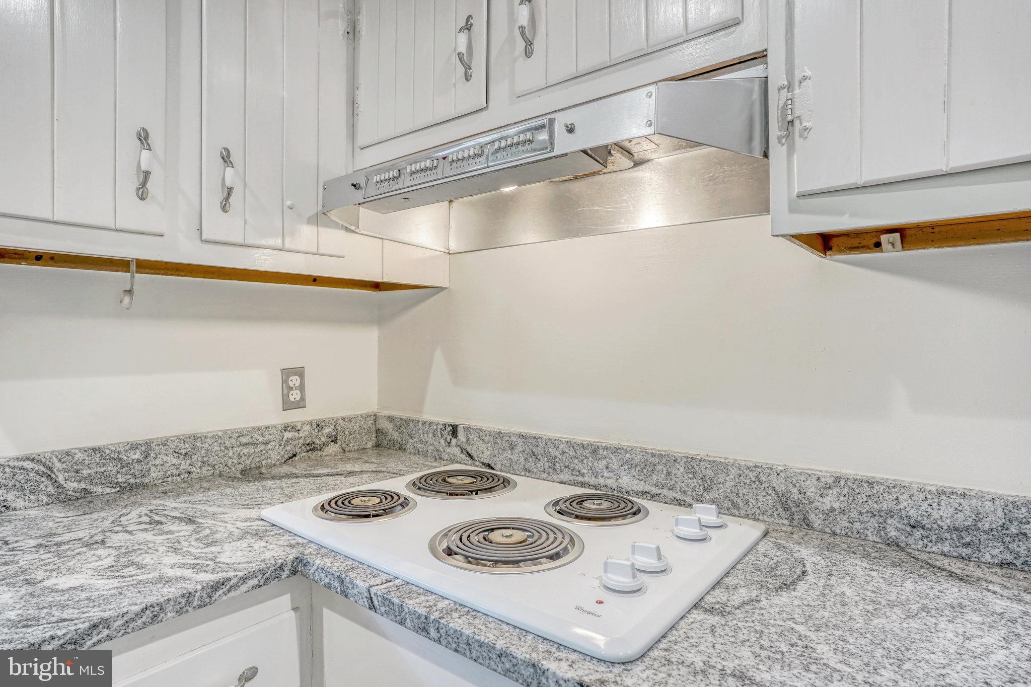 LANDON WOODS - Residential Lease