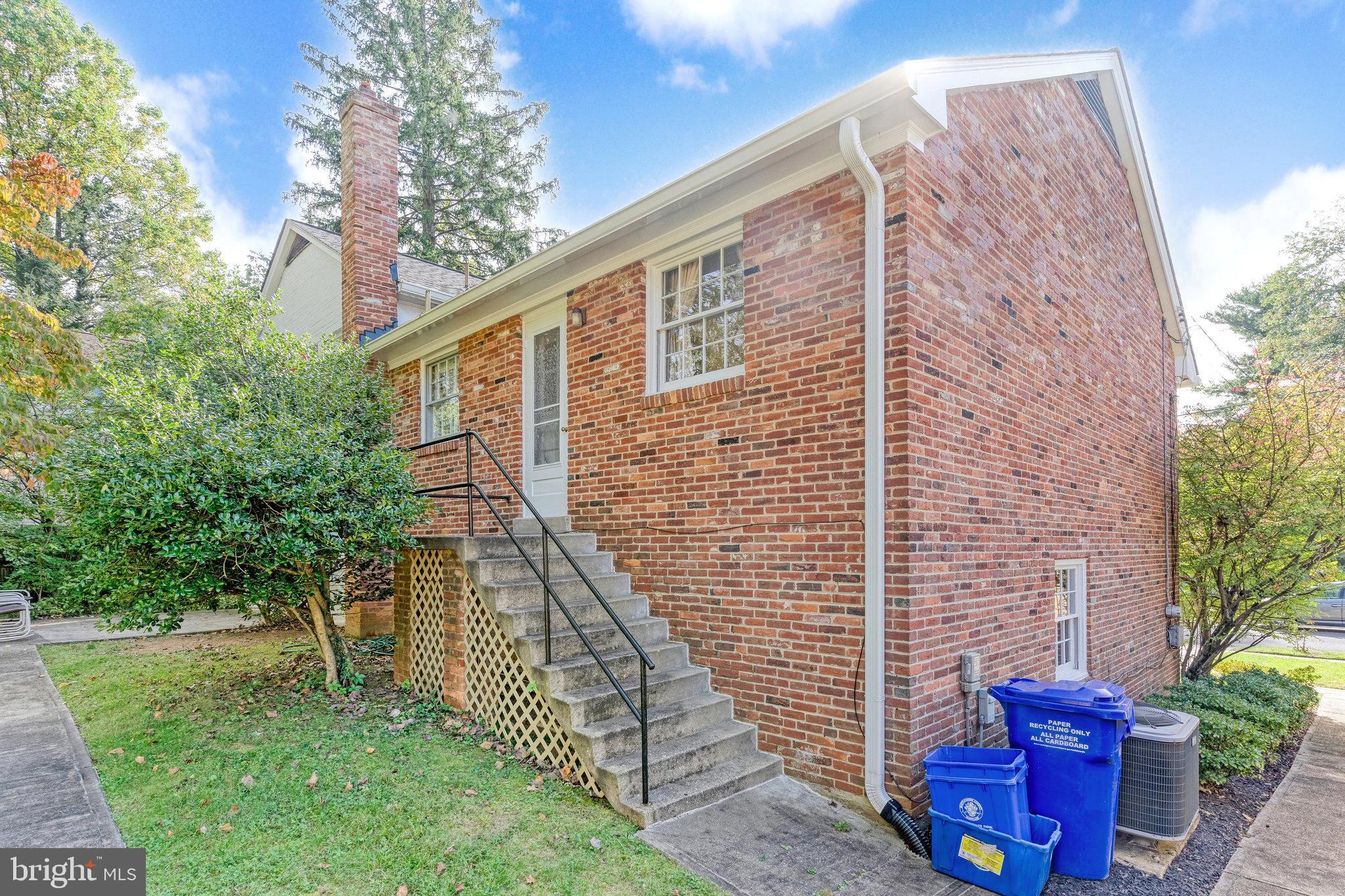 LANDON WOODS - Residential Lease