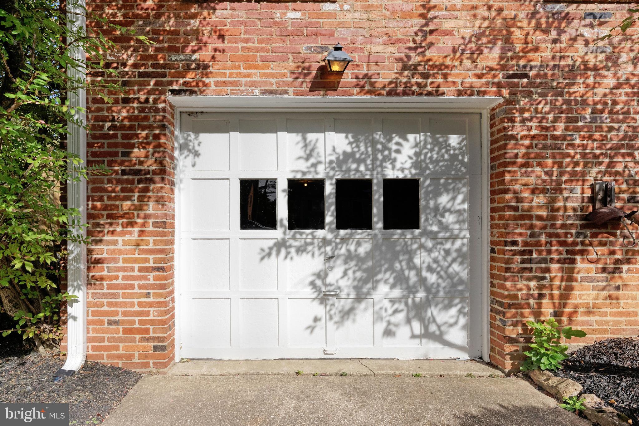 LANDON WOODS - Residential Lease