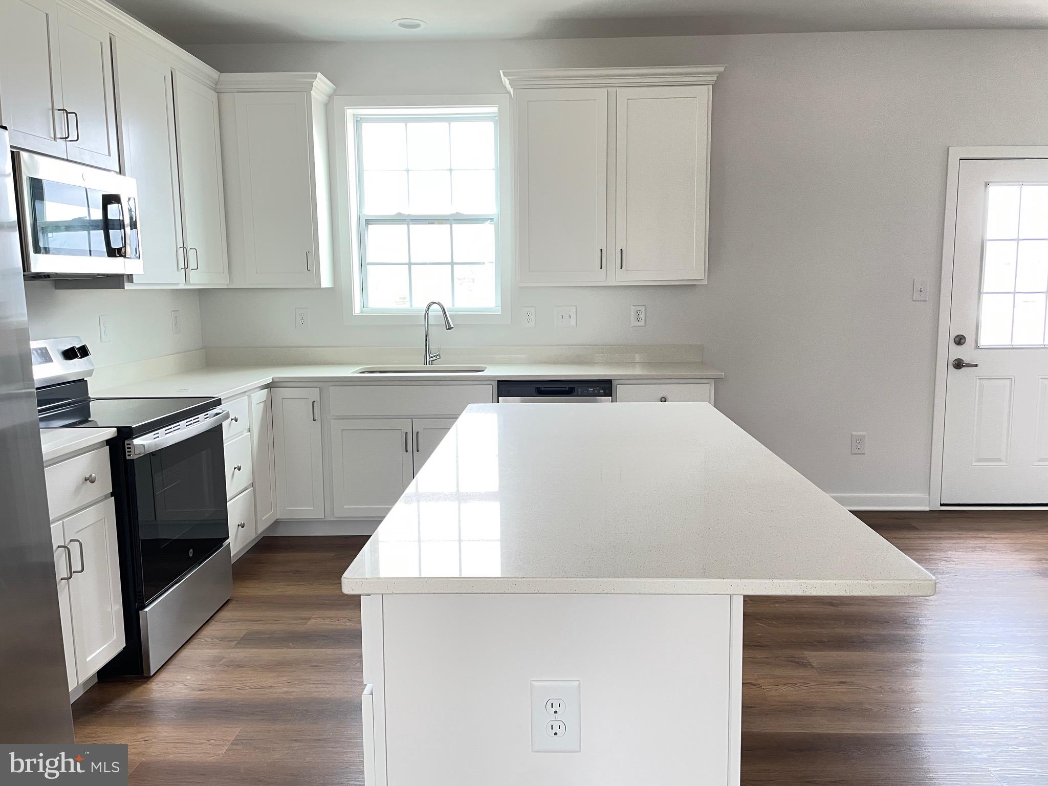 48 WATTLEY COURT