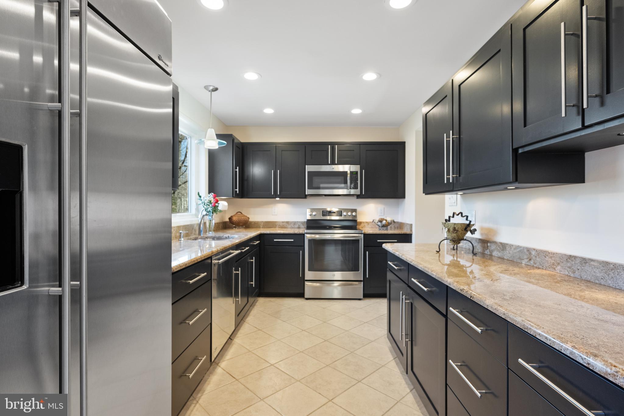 WOLF TRAP WOODS - Residential