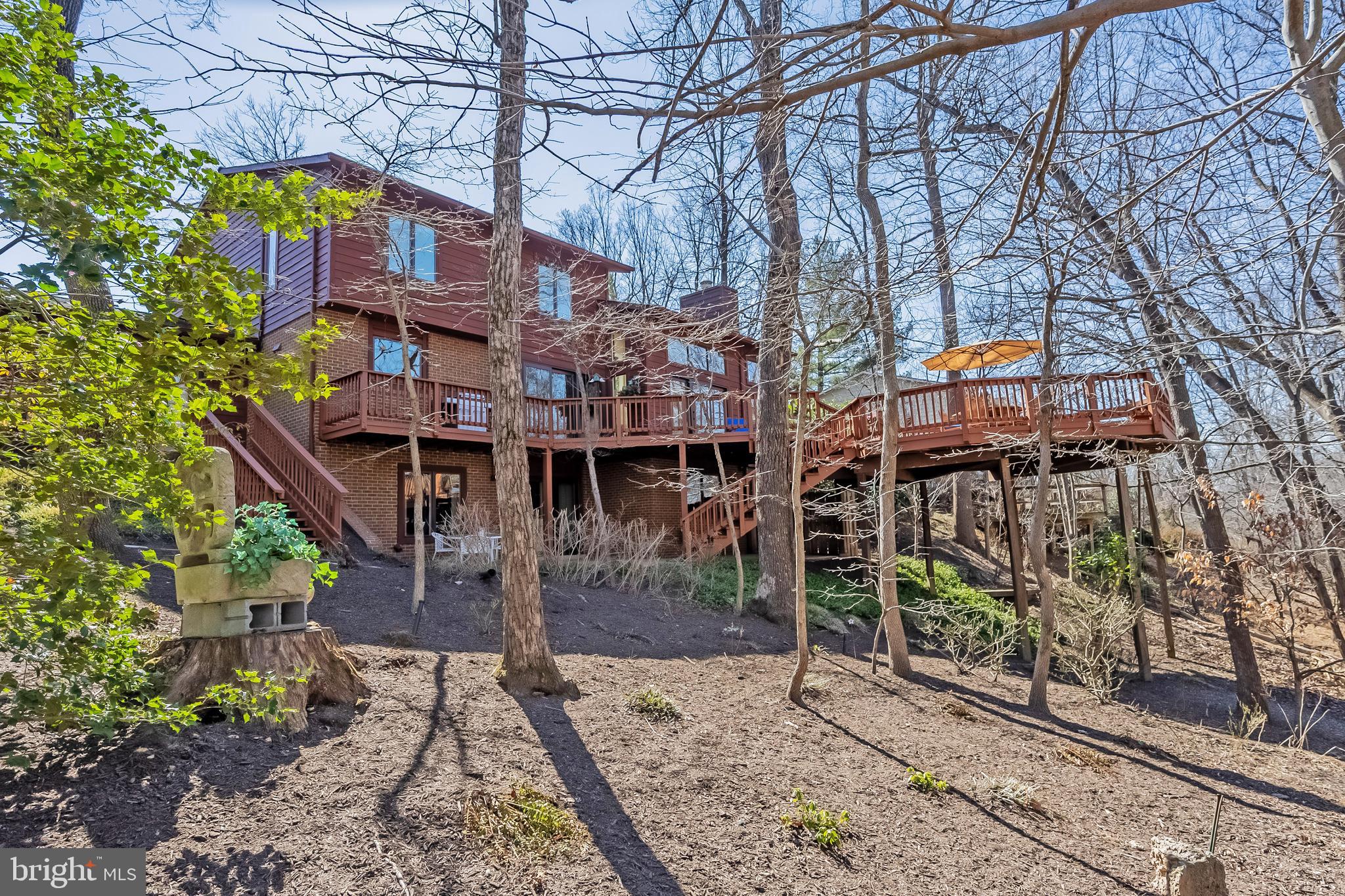 WOLF TRAP WOODS - Residential