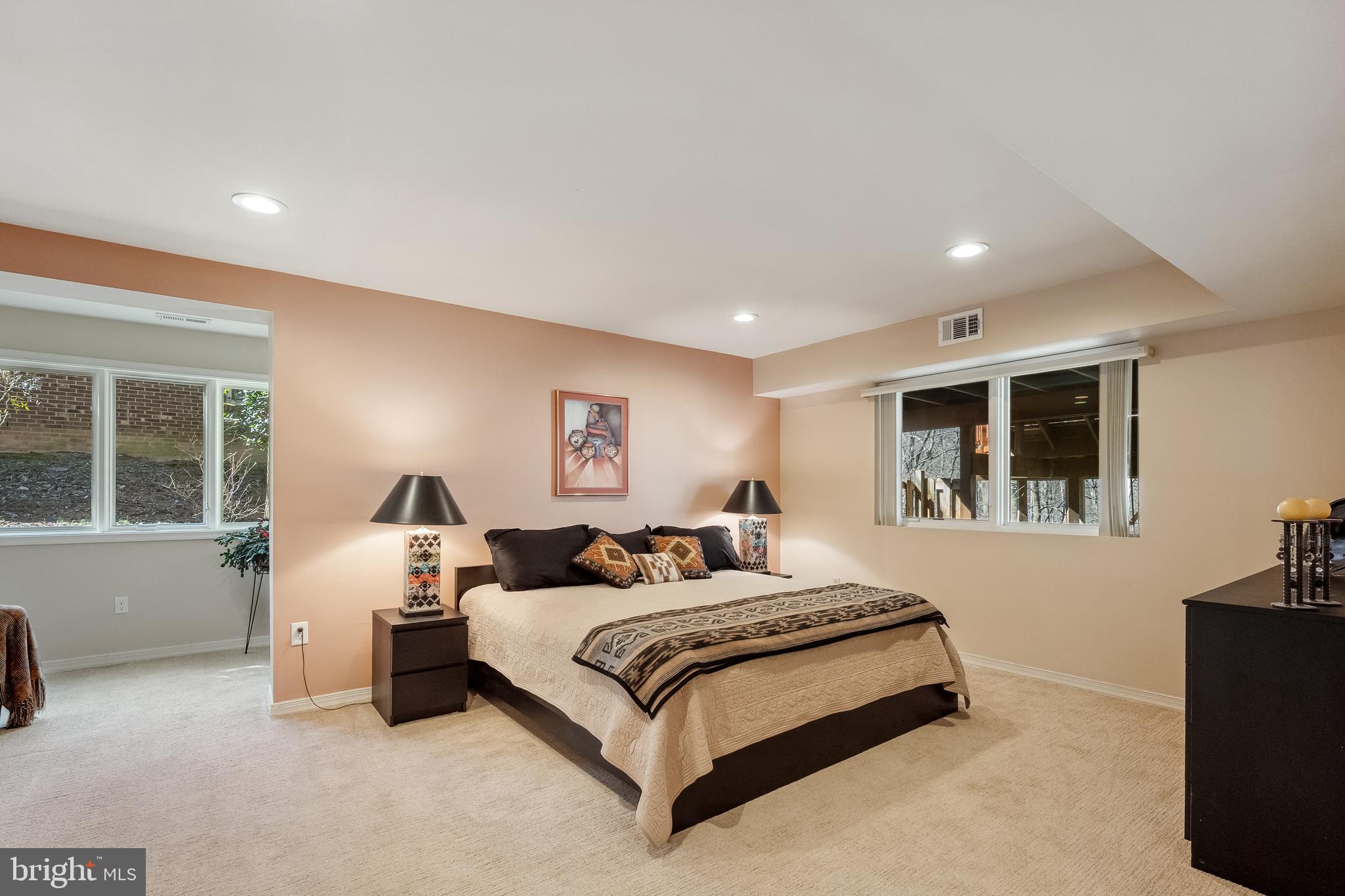 WOLF TRAP WOODS - Residential