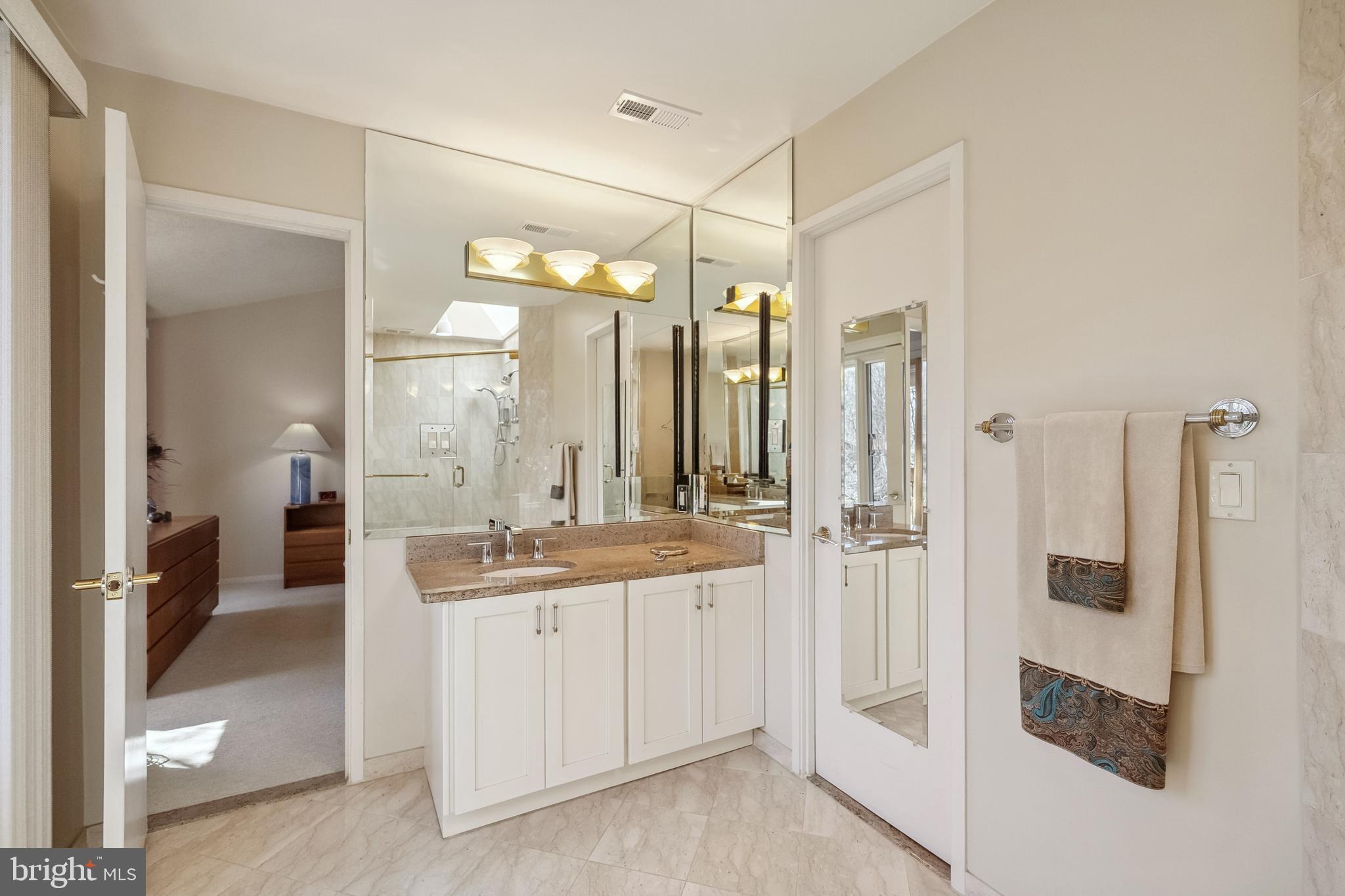 WOLF TRAP WOODS - Residential