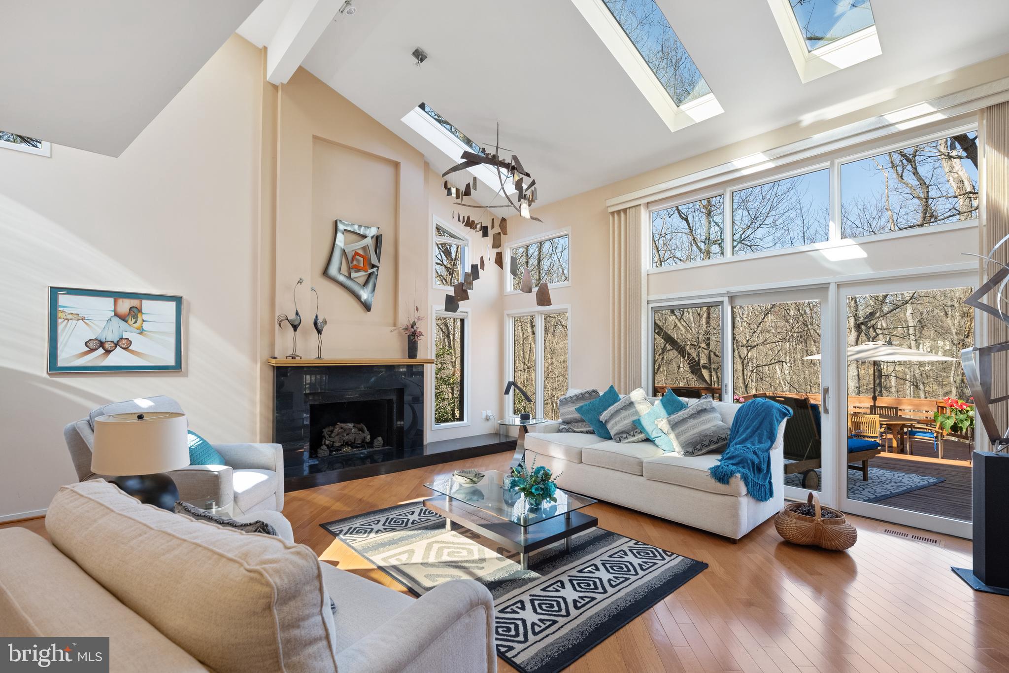 WOLF TRAP WOODS - Residential