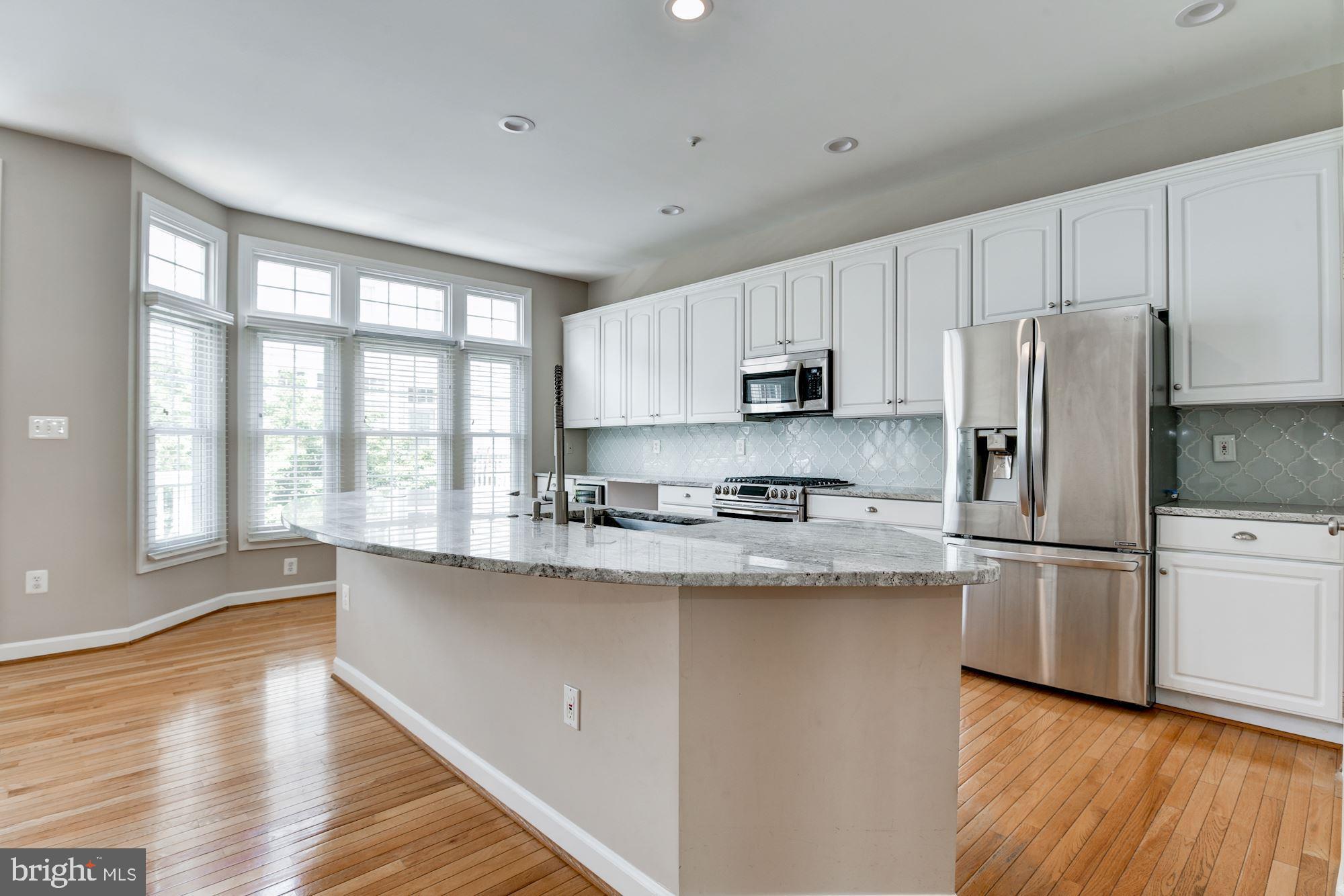 QUINCE ORCHARD PARK - Residential