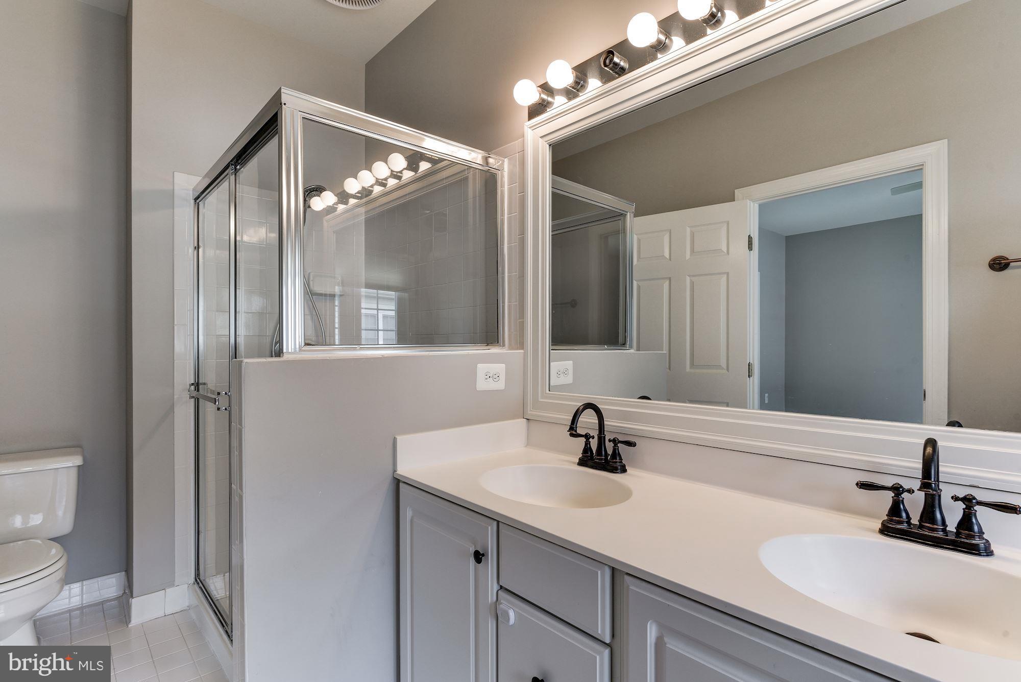 QUINCE ORCHARD PARK - Residential