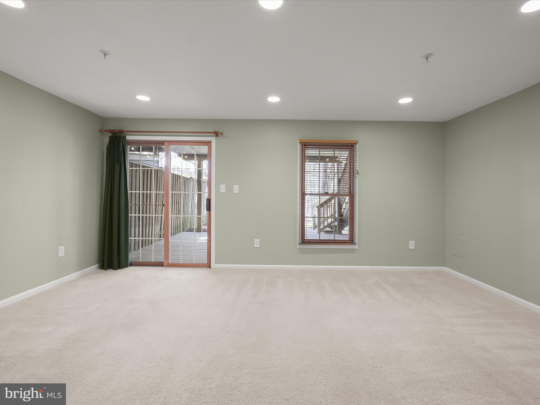 NORTH SHORE - Residential