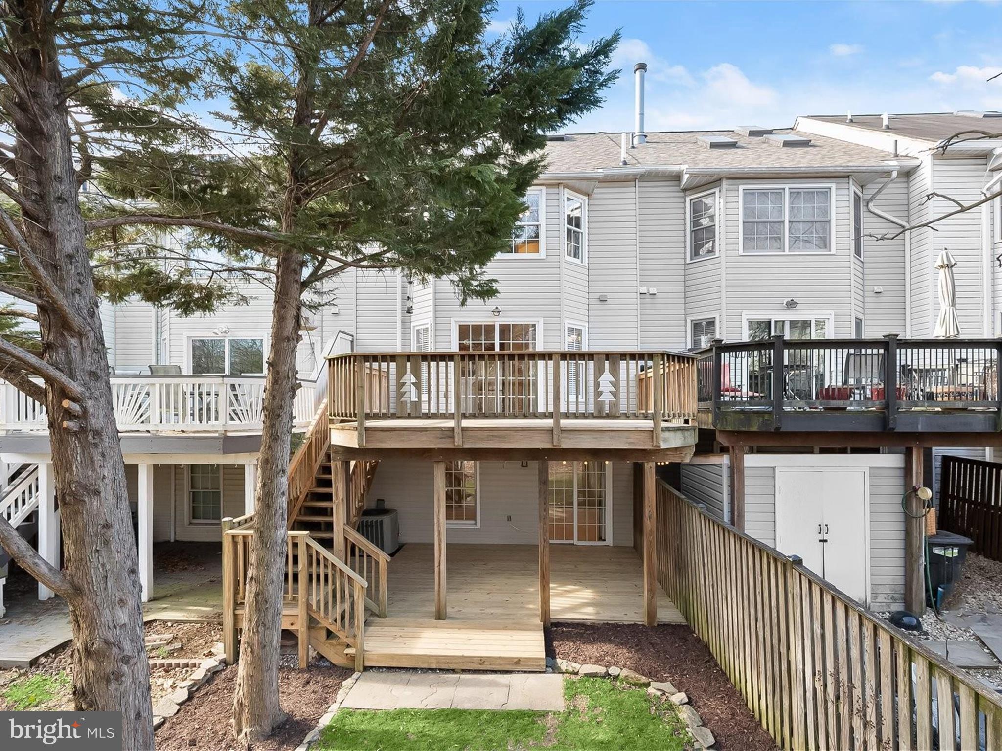 NORTH SHORE - Residential