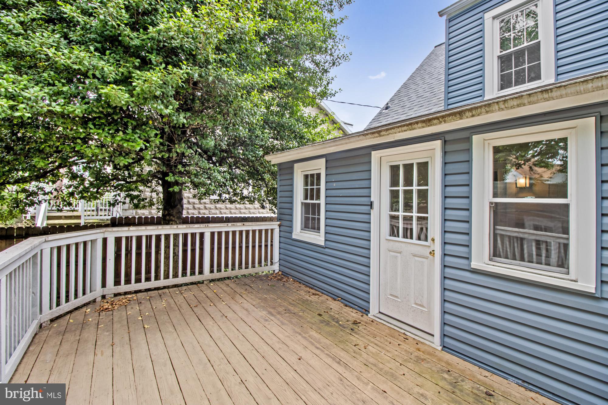 GARDENVILLE - Residential