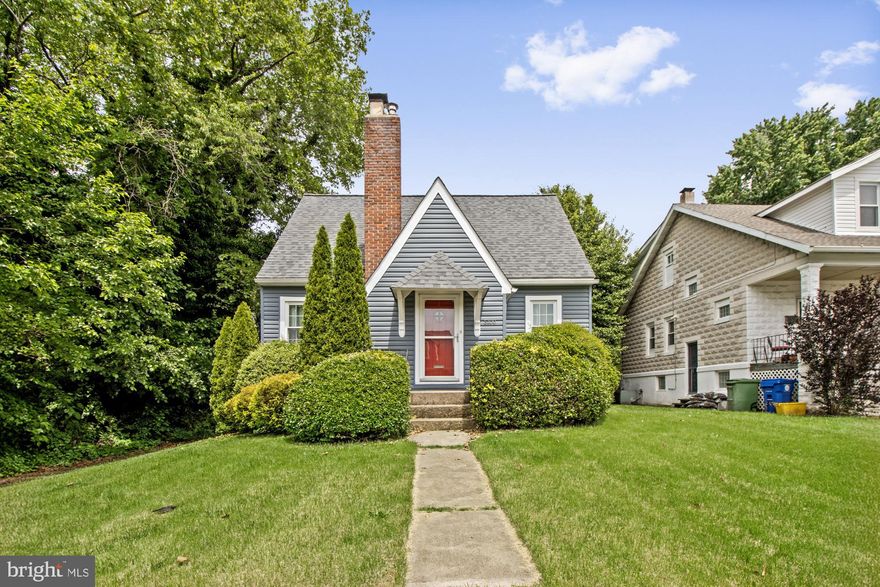 Updated Cape Cod in Gardenville. 3 bedrooms, 2 full bathrooms, hardwood floors throughout.  Kitchen with granite counters and stainless-steel appliances. Come see today!